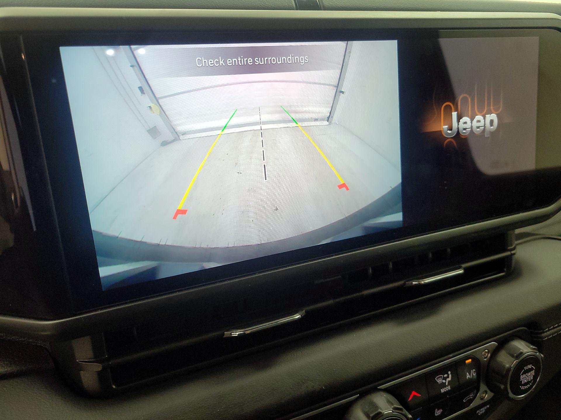 Thumbnail: 2025 Jeep Wrangler - 14