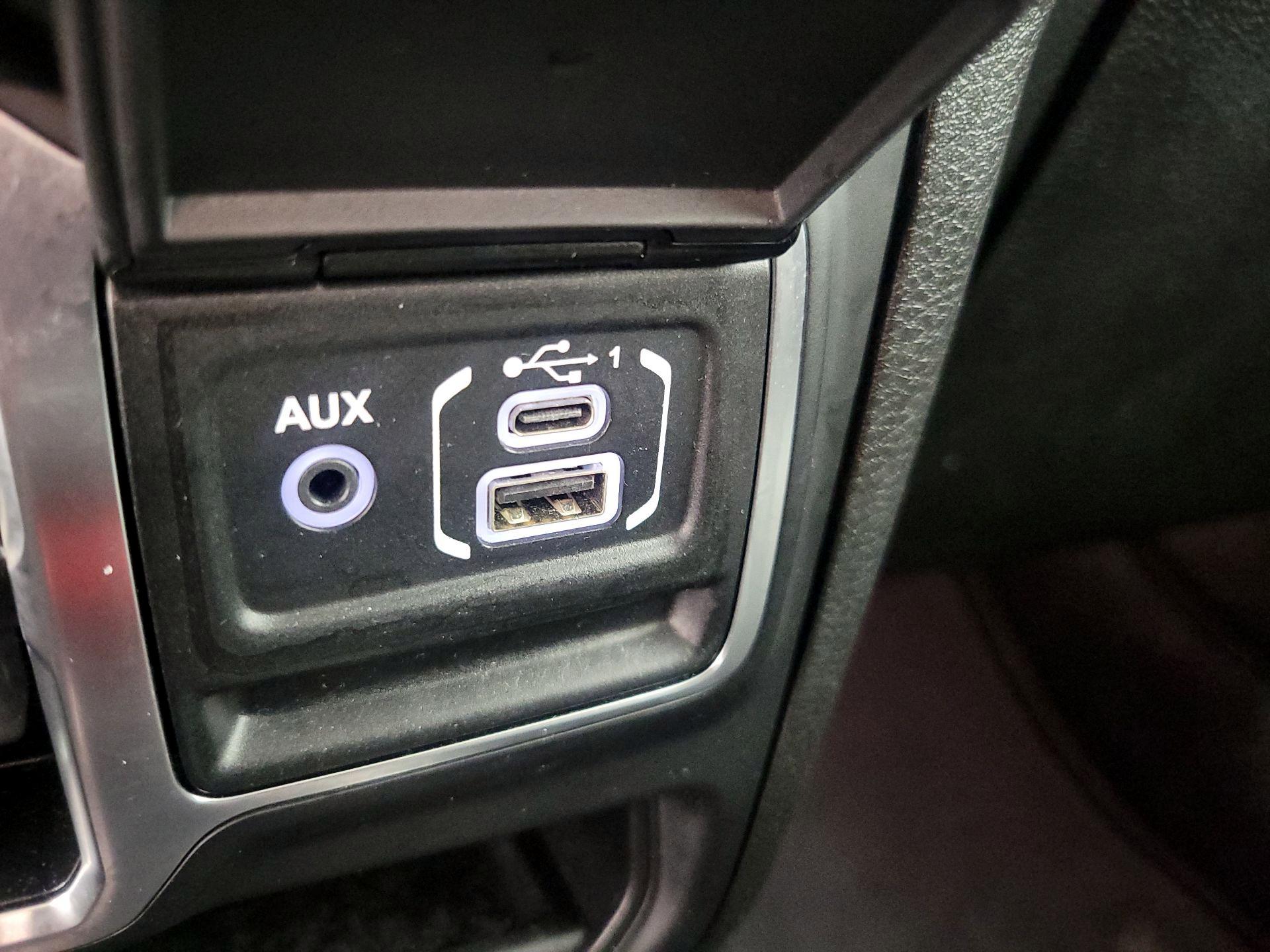 Thumbnail: 2025 Jeep Wrangler - 18