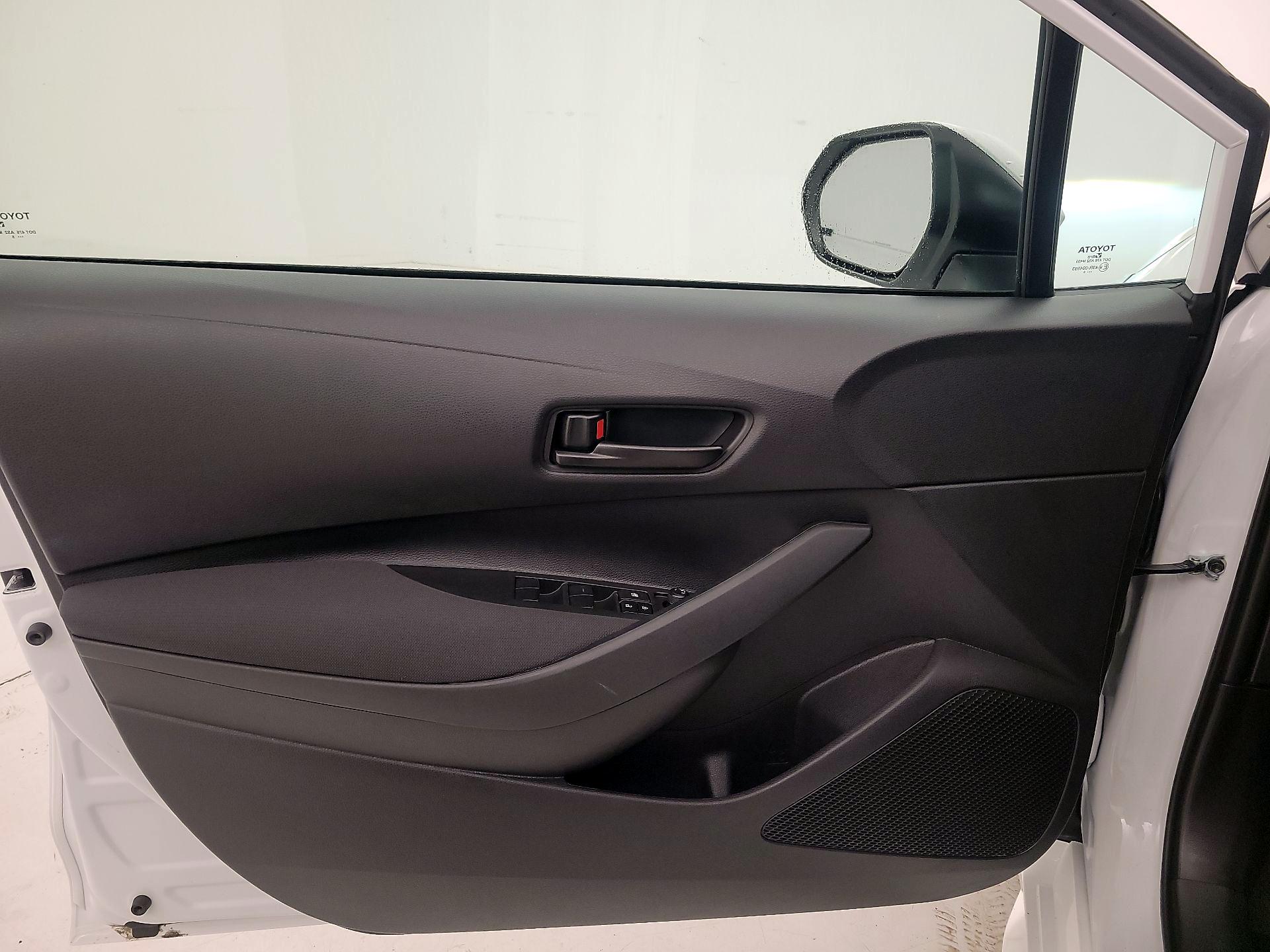 Thumbnail: 2025 Toyota Corolla - 12