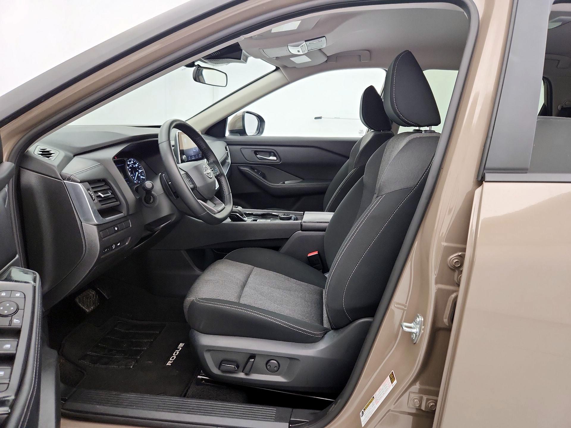 Thumbnail: 2025 Nissan Rogue - 11