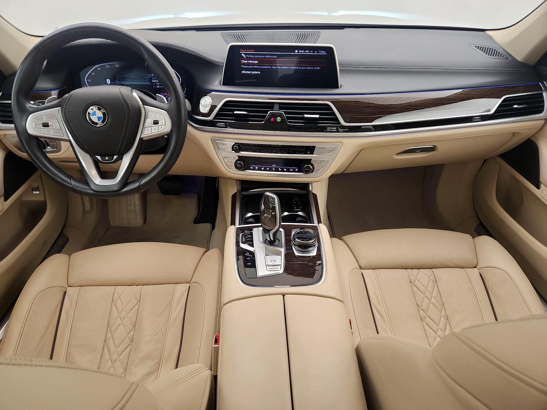 Thumbnail: 2020 BMW 7 Series - 9