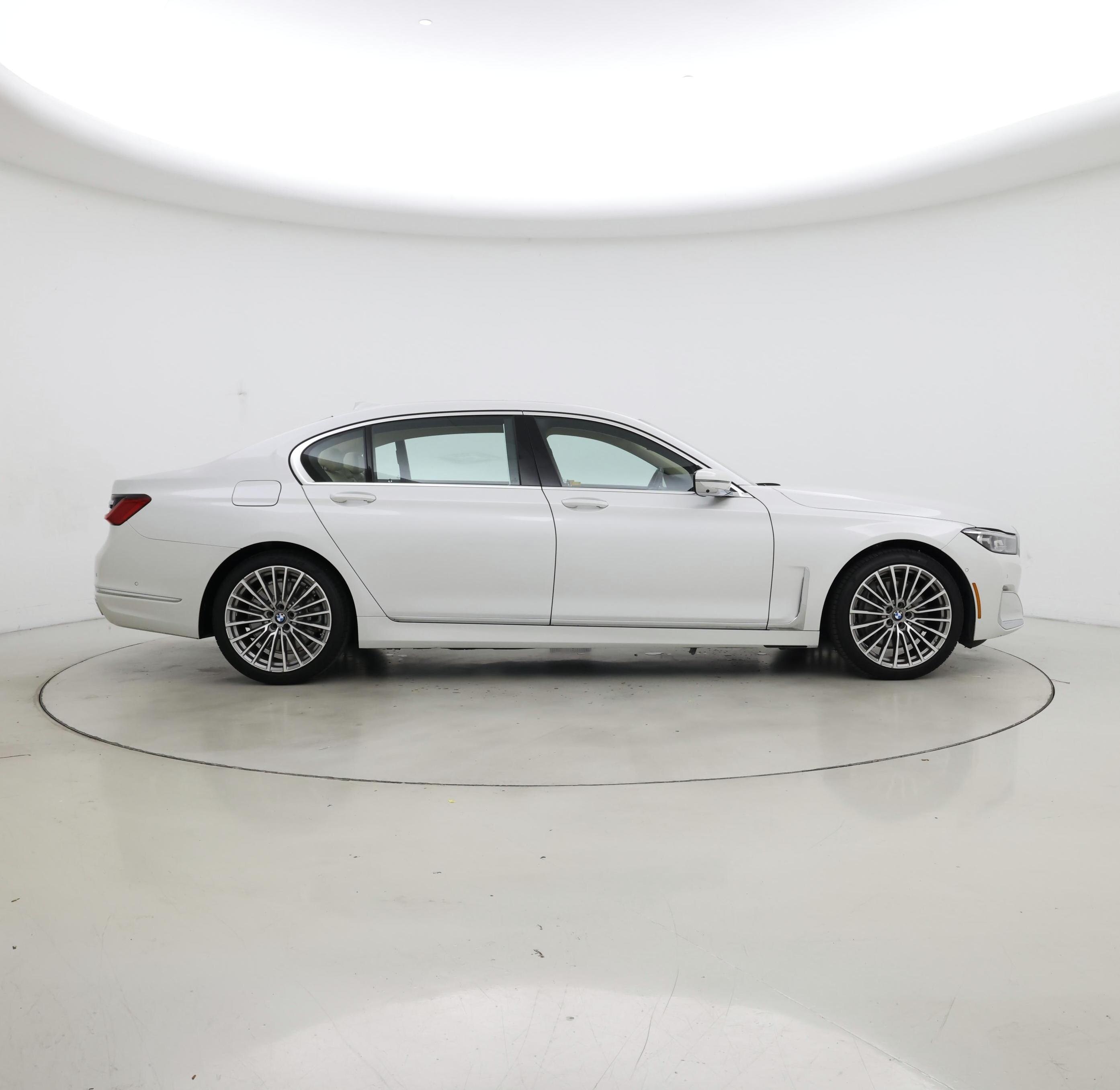 Thumbnail: 2020 BMW 7 Series - 7