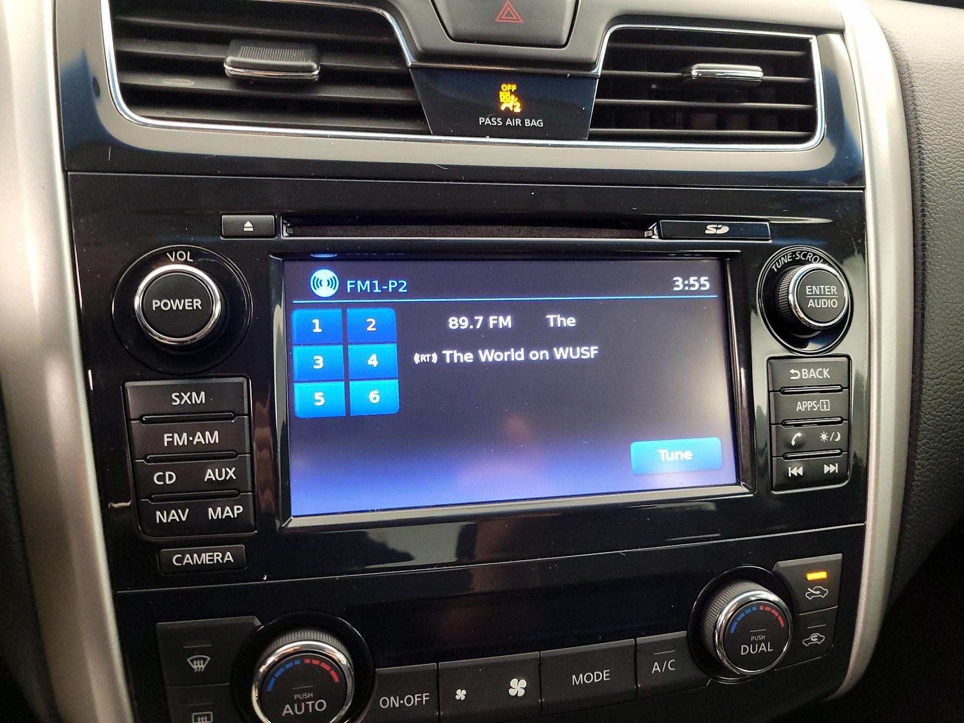 Thumbnail: 2014 Nissan Altima - 16