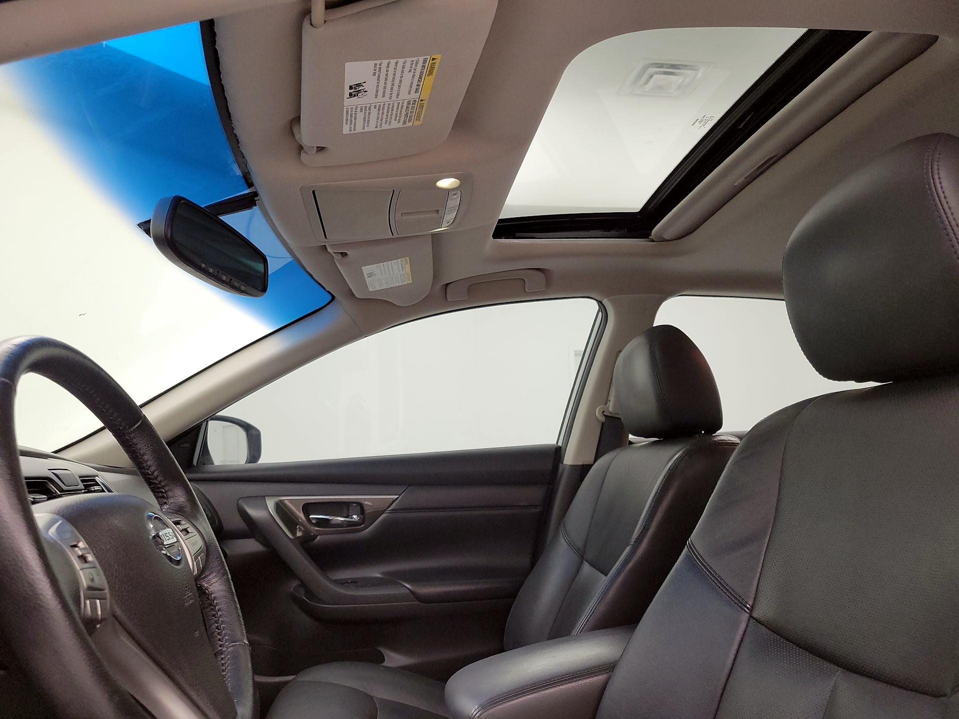 Thumbnail: 2014 Nissan Altima - 20