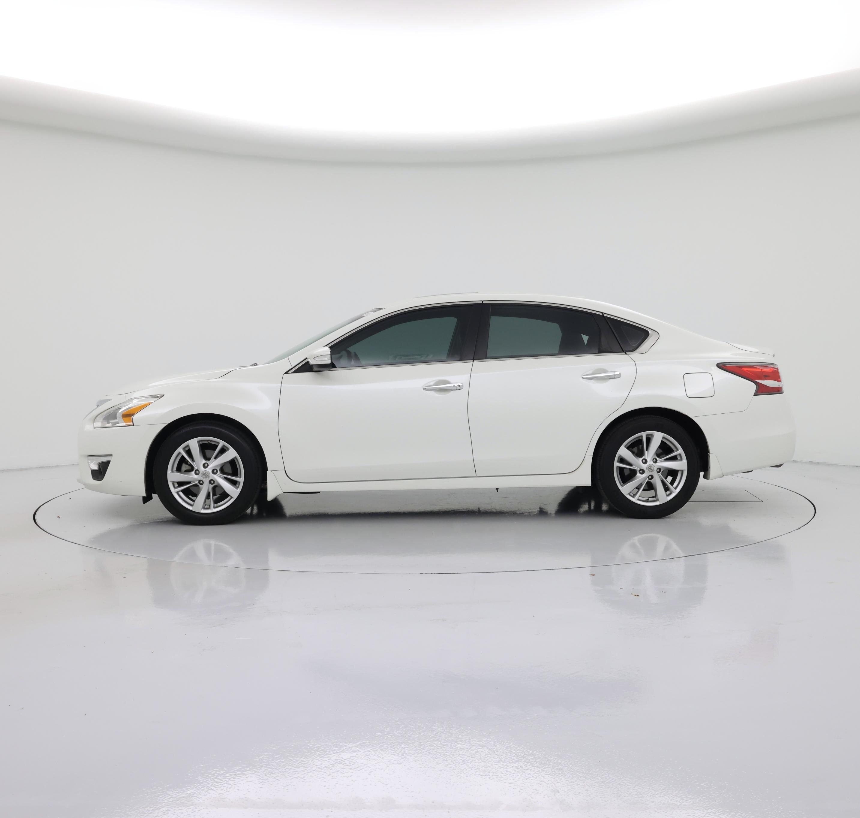 Thumbnail: 2014 Nissan Altima - 3