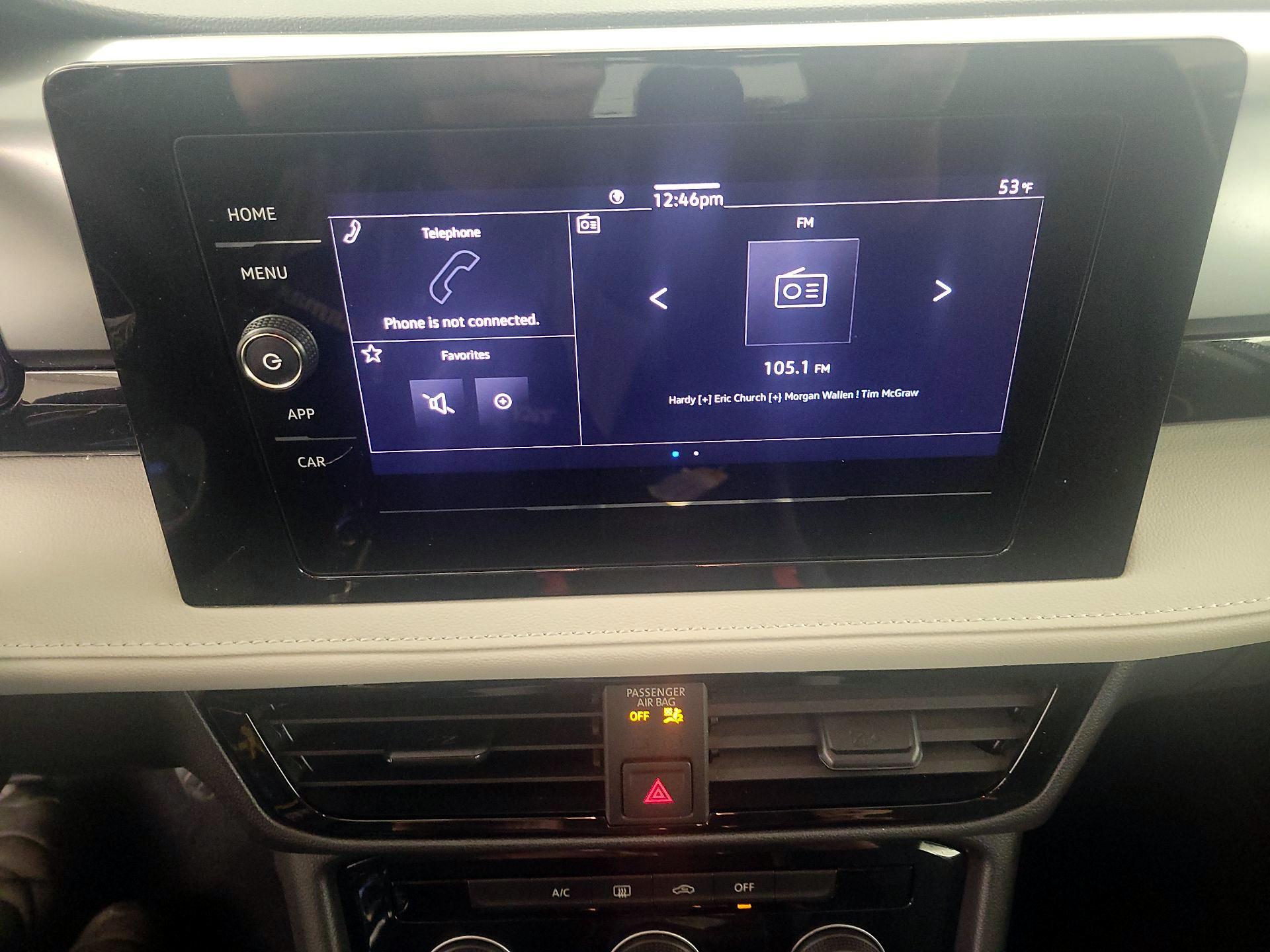 Thumbnail: 2025 Volkswagen Taos - 15