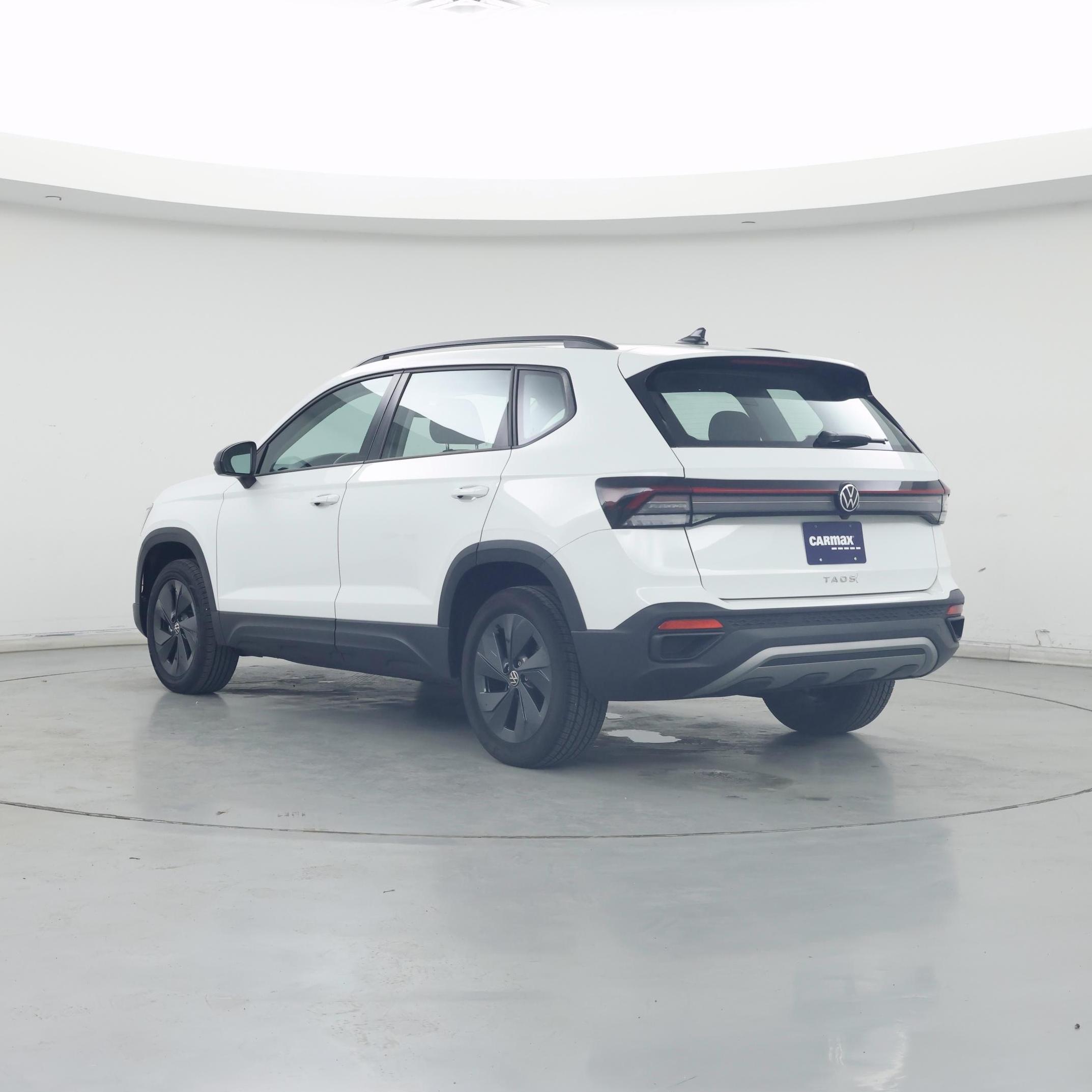 Thumbnail: 2025 Volkswagen Taos - 2