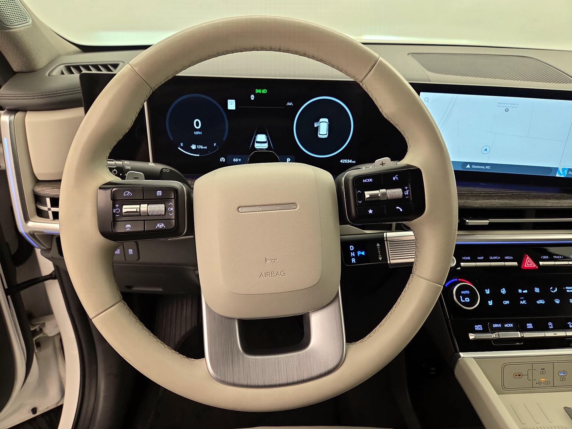 Thumbnail: 2024 Hyundai Santa Fe - 10