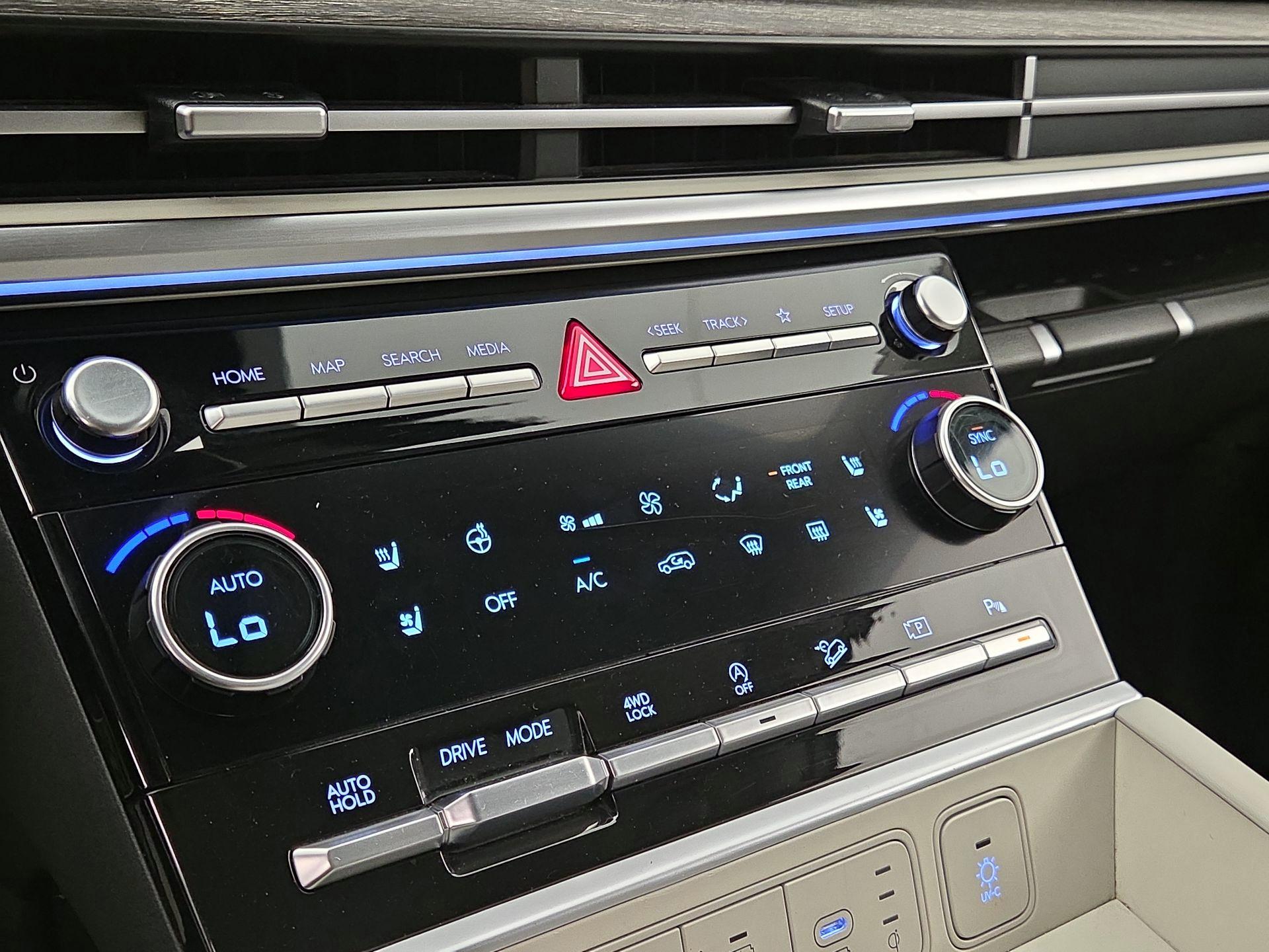 Thumbnail: 2024 Hyundai Santa Fe - 17