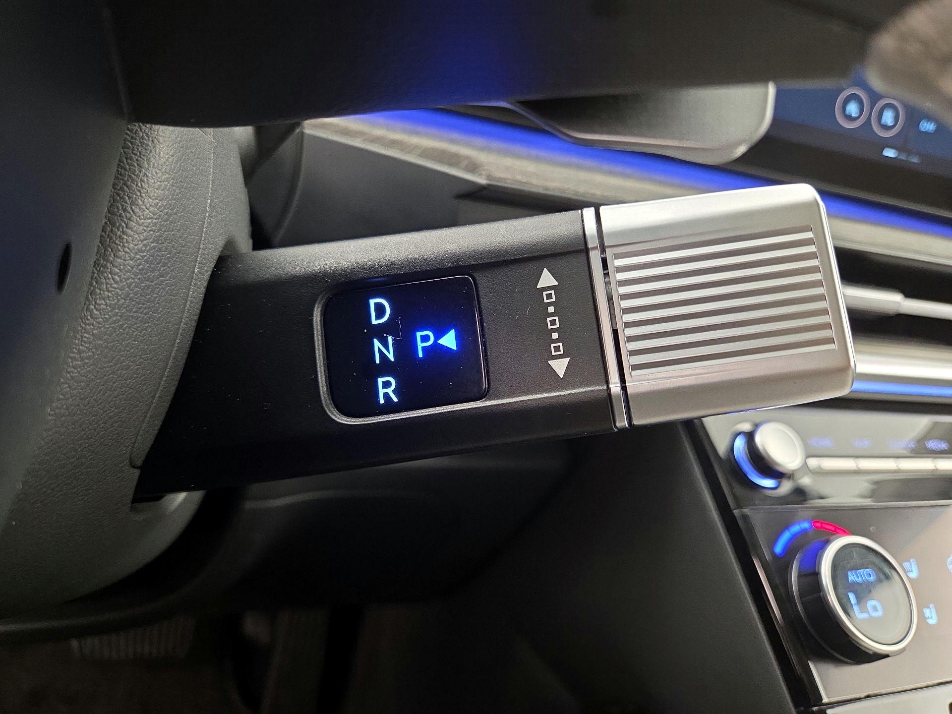 Thumbnail: 2024 Hyundai Santa Fe - 18