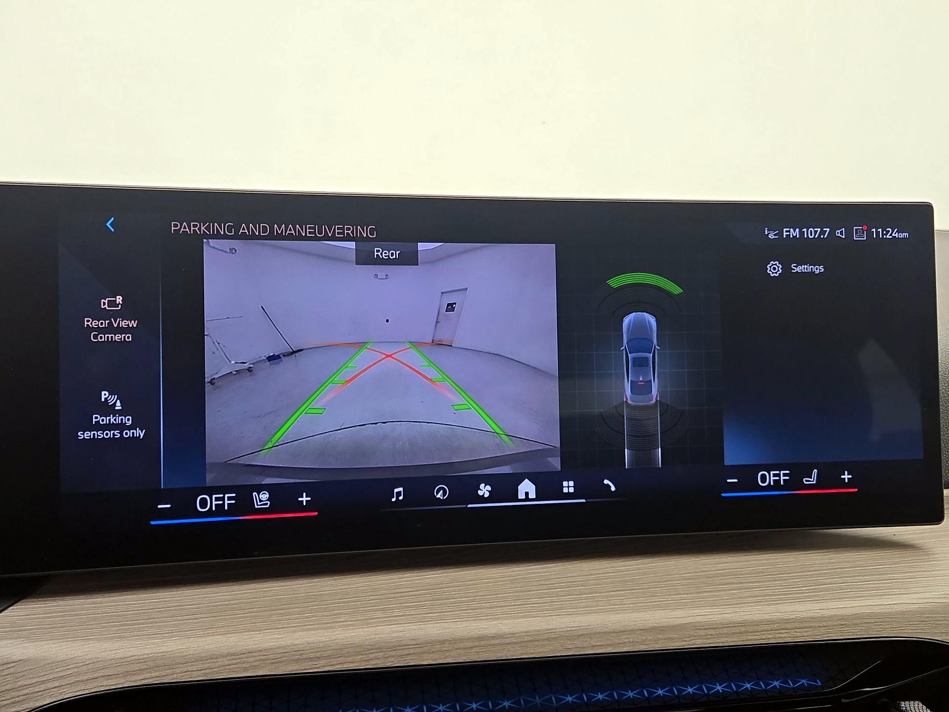 Thumbnail: 2025 BMW 4 Series - 15