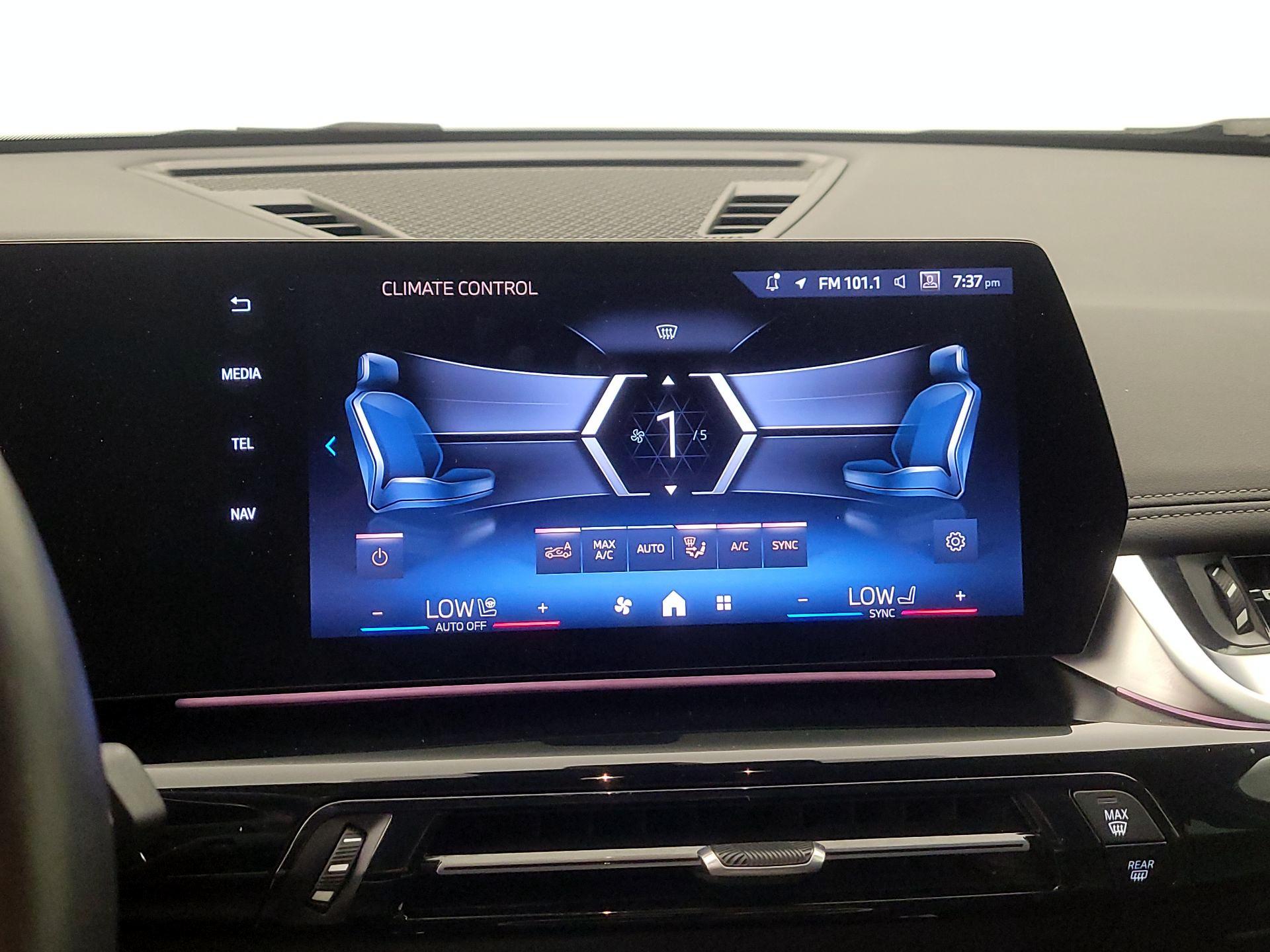 Thumbnail: 2025 BMW X1 - 16