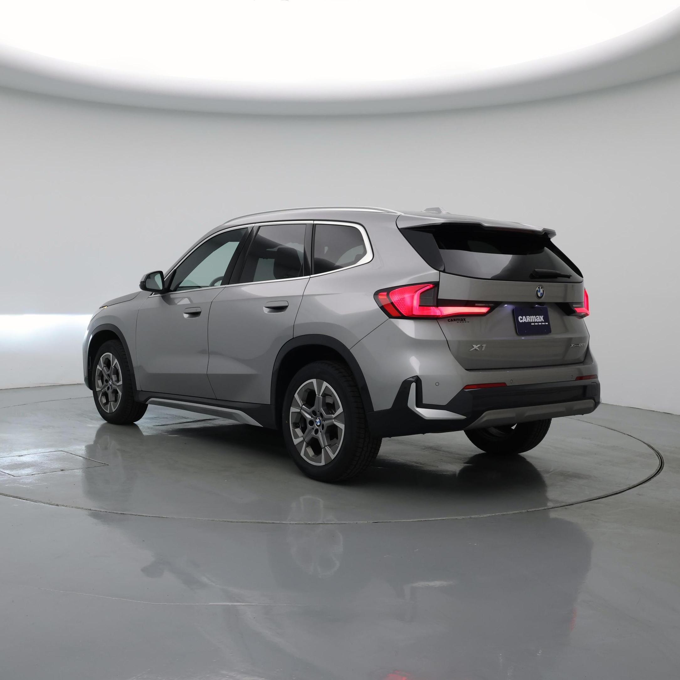 Thumbnail: 2025 BMW X1 - 2