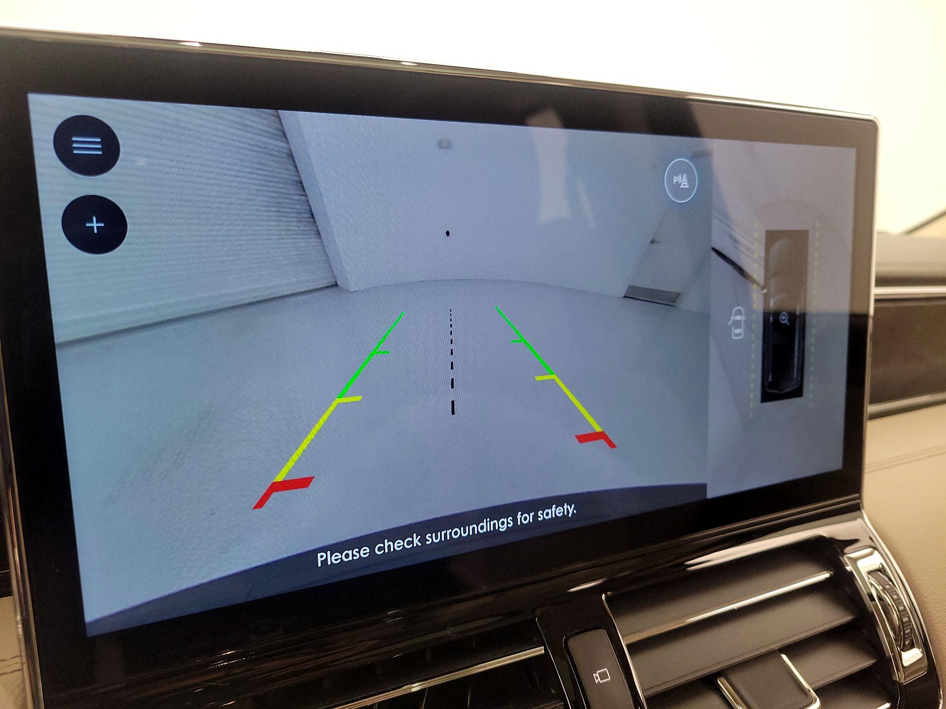 Thumbnail: 2024 Lincoln Navigator - 15