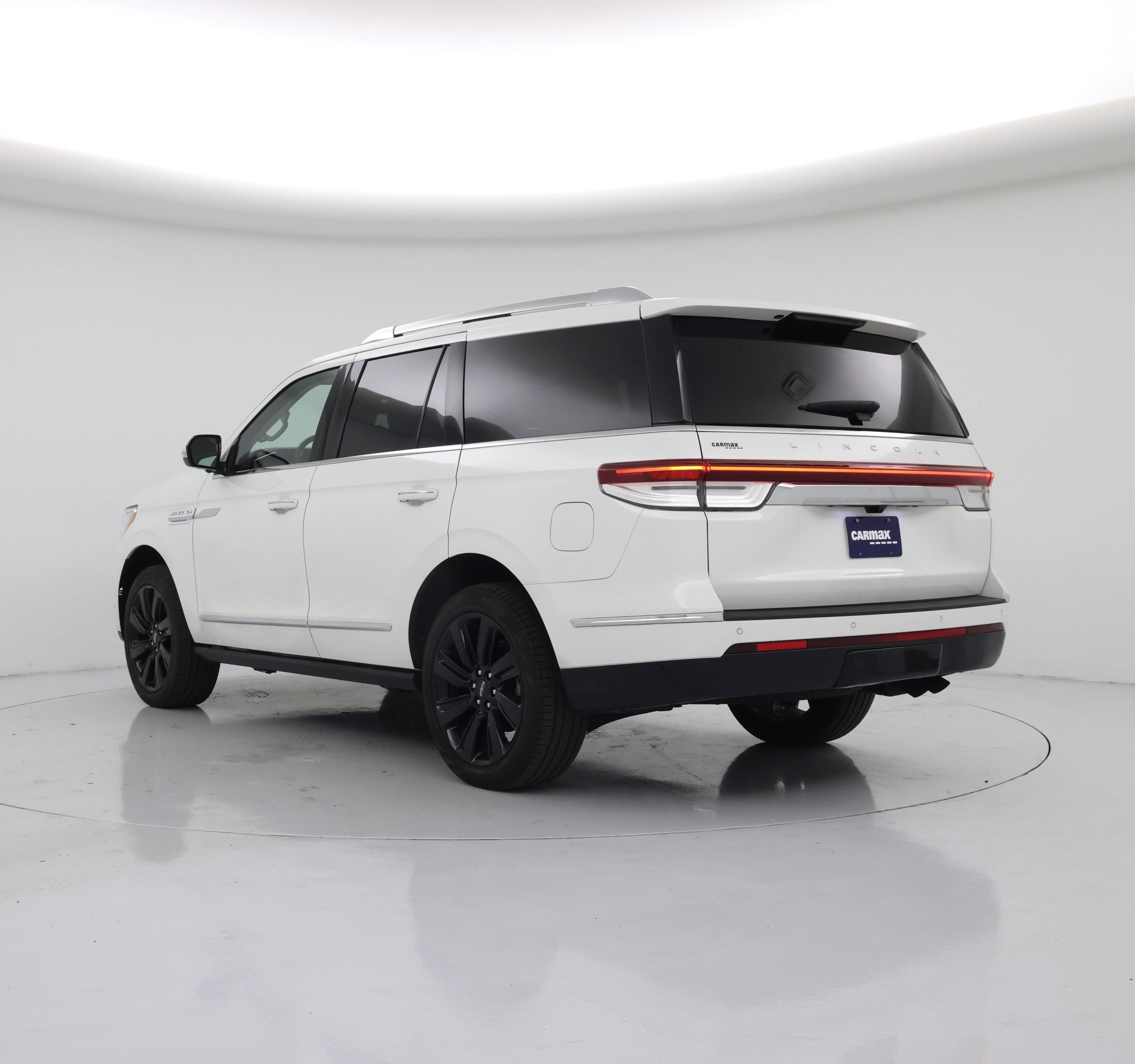 Thumbnail: 2024 Lincoln Navigator - 2