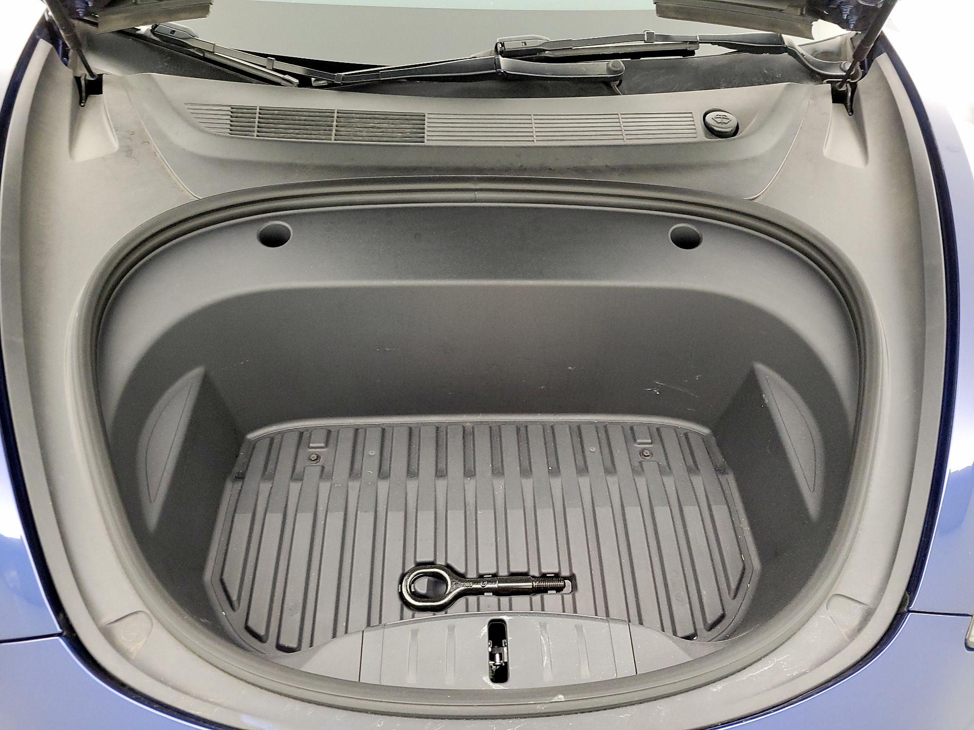 Thumbnail: 2022 Tesla Model 3 - 20