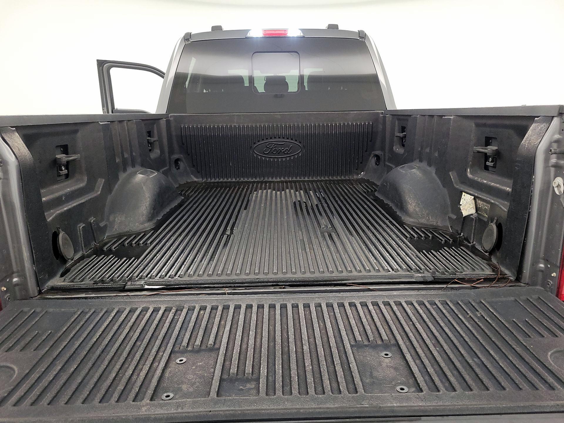 Thumbnail: 2021 Ford F-250 - 20