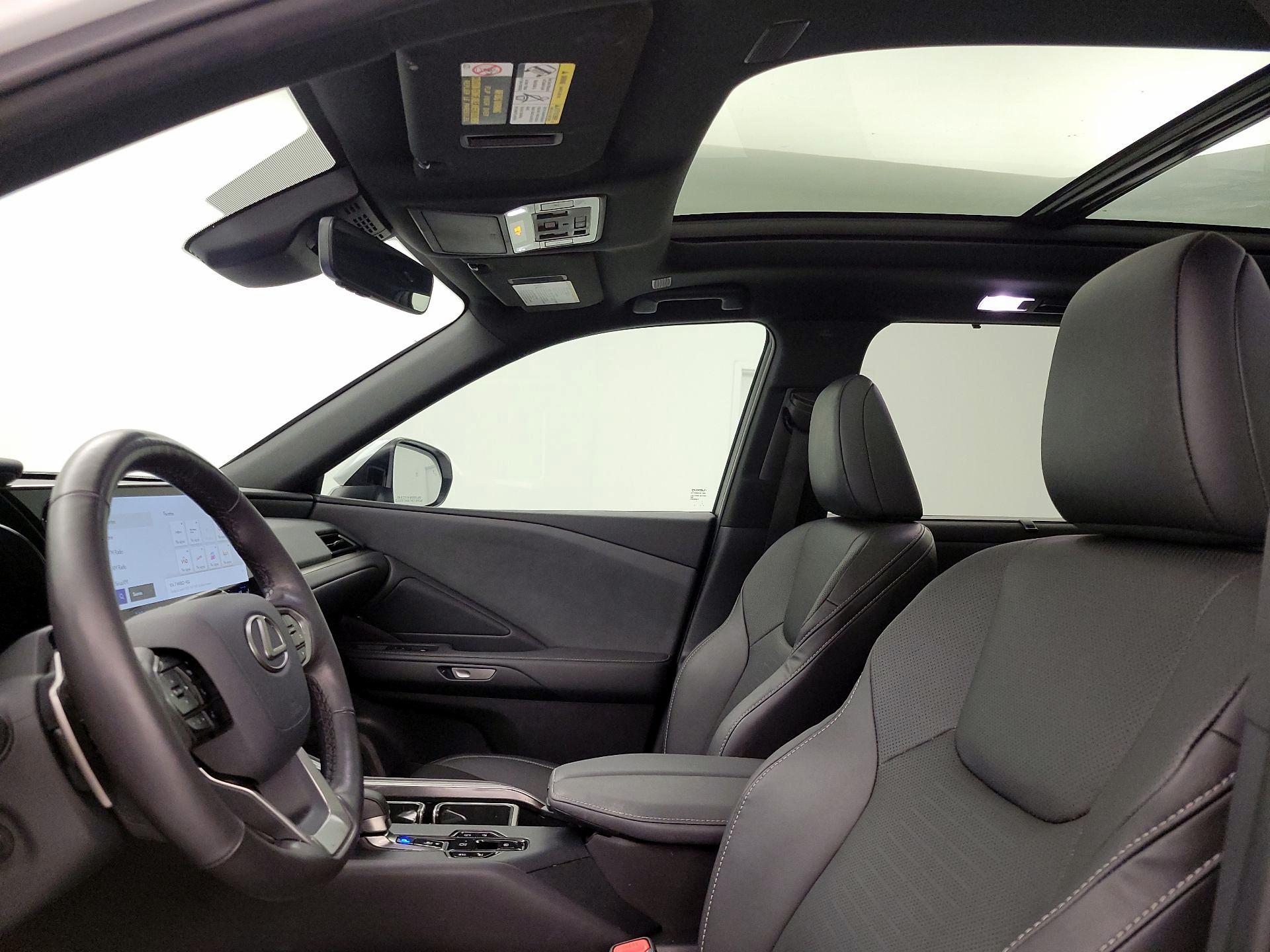 Thumbnail: 2025 Lexus TX - 19