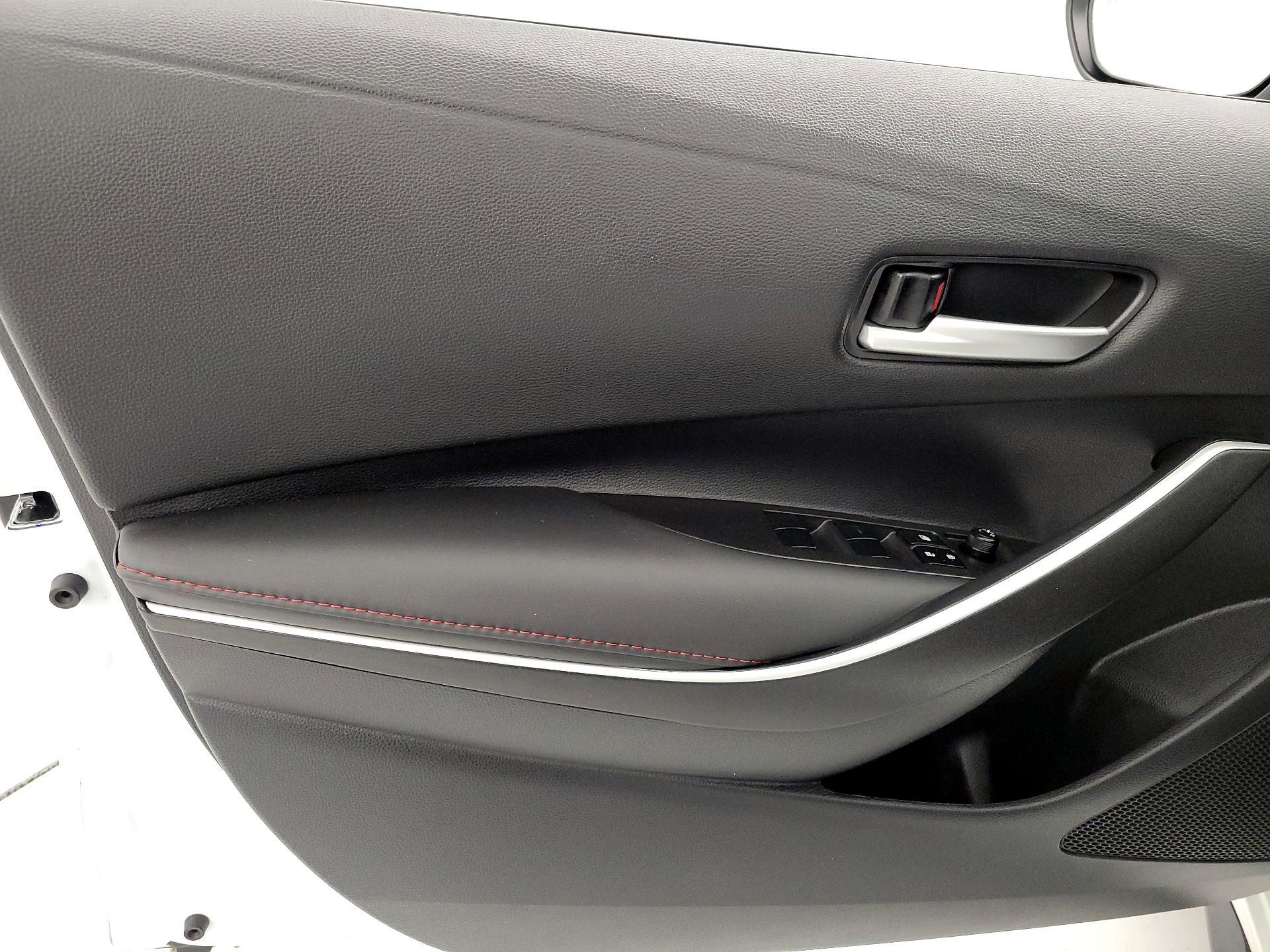 Thumbnail: 2025 Toyota Corolla - 12