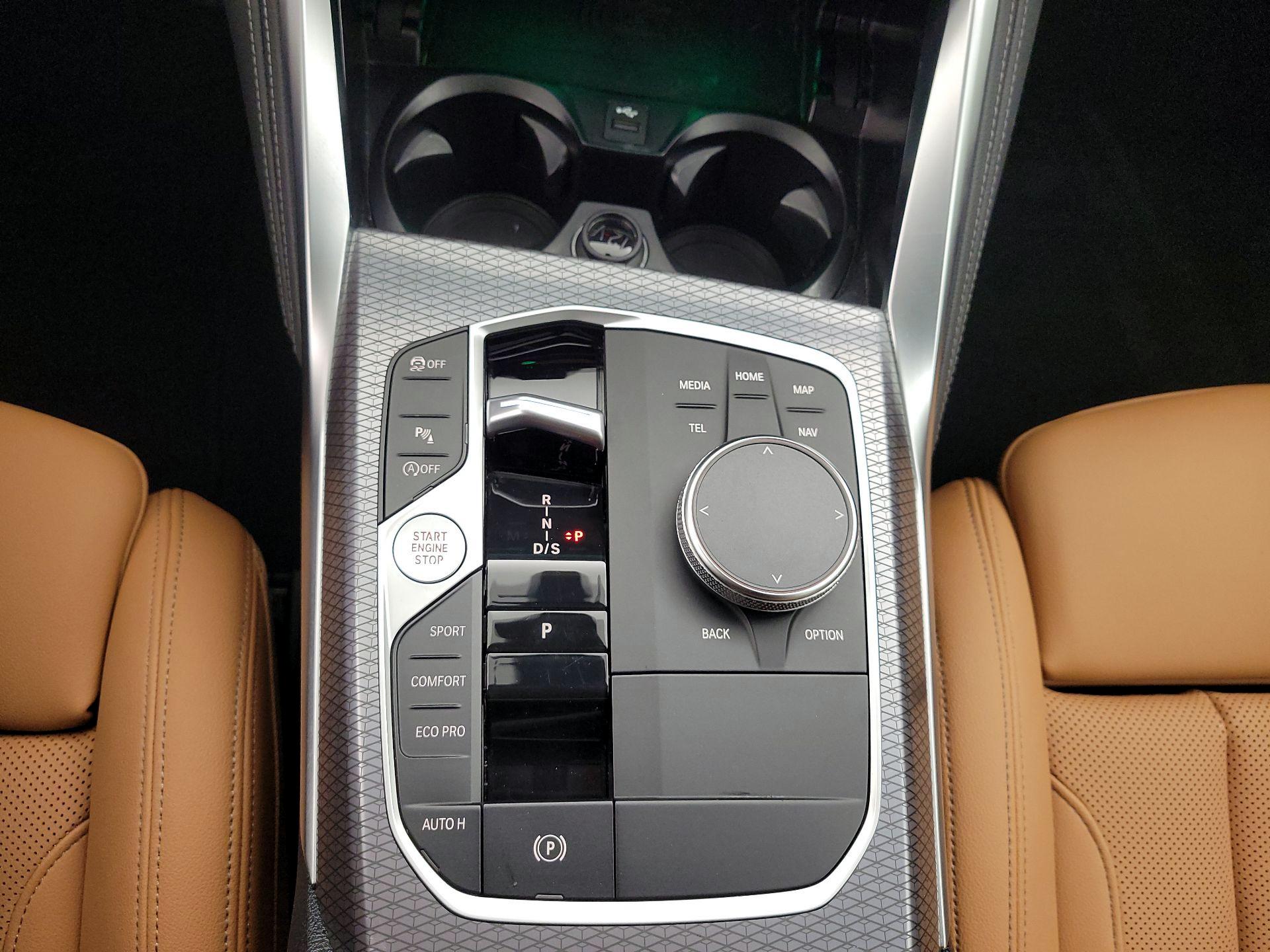 Thumbnail: 2025 BMW 4 Series - 18