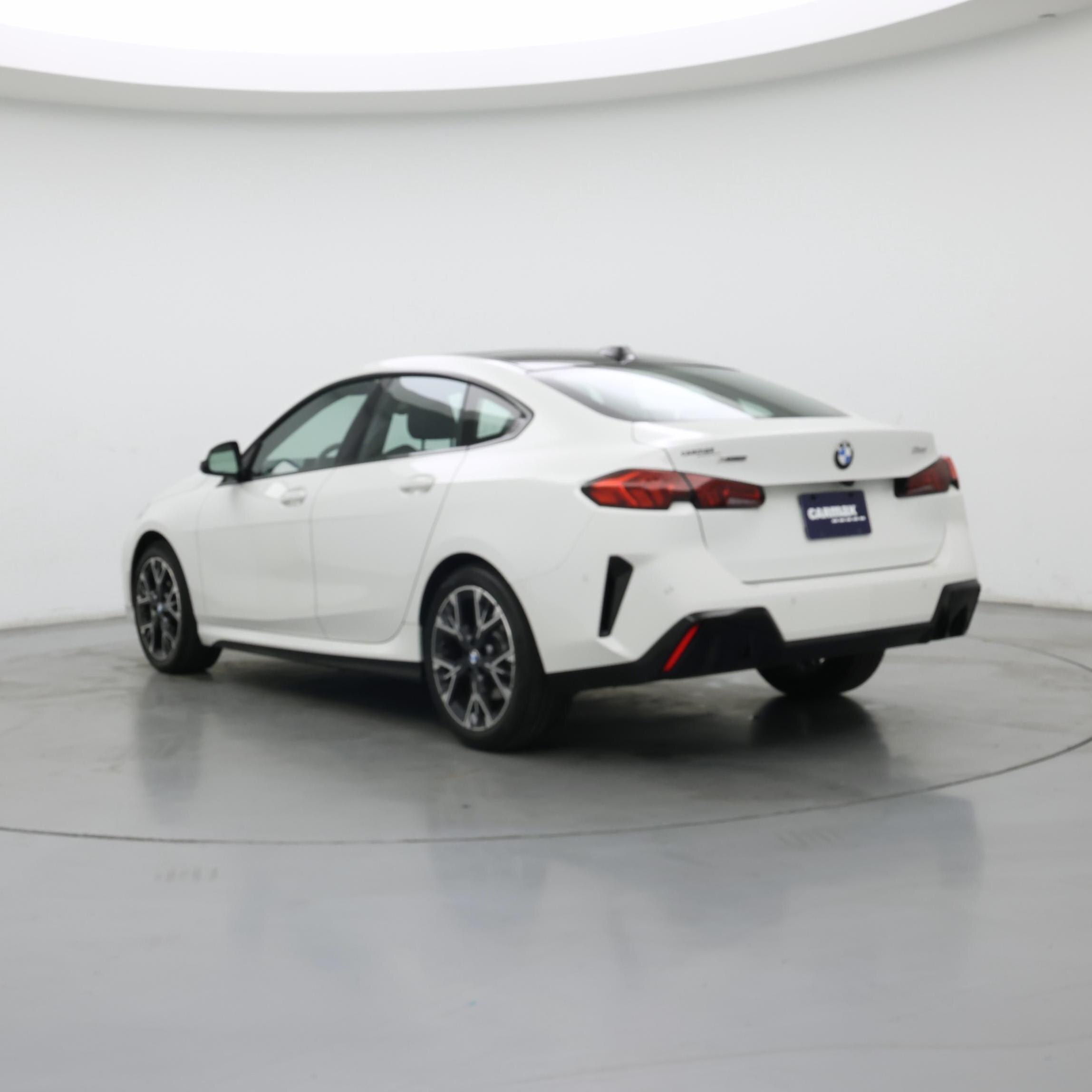 Thumbnail: 2025 BMW 2 Series - 2