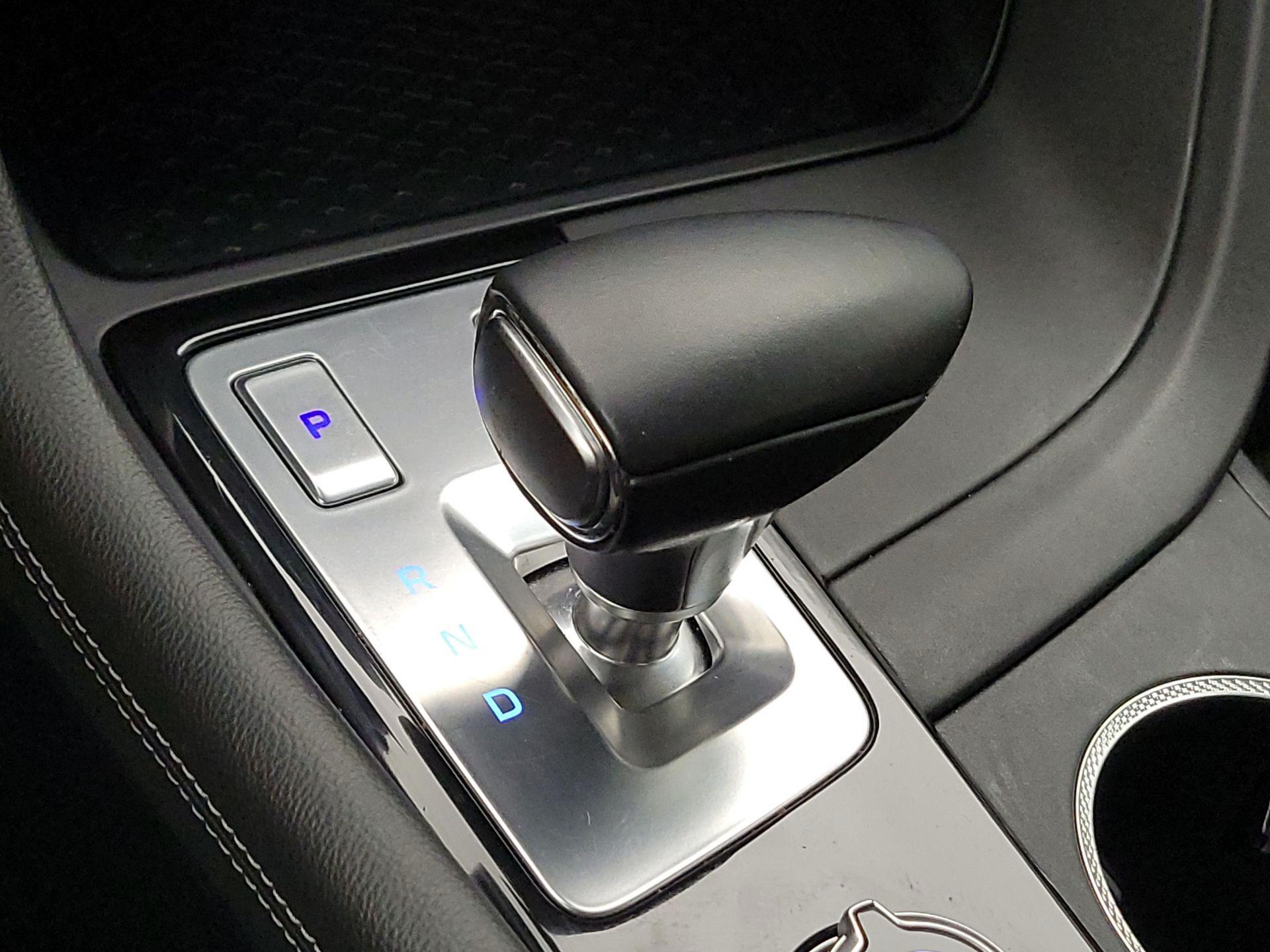 Thumbnail: 2025 Genesis G70 - 18