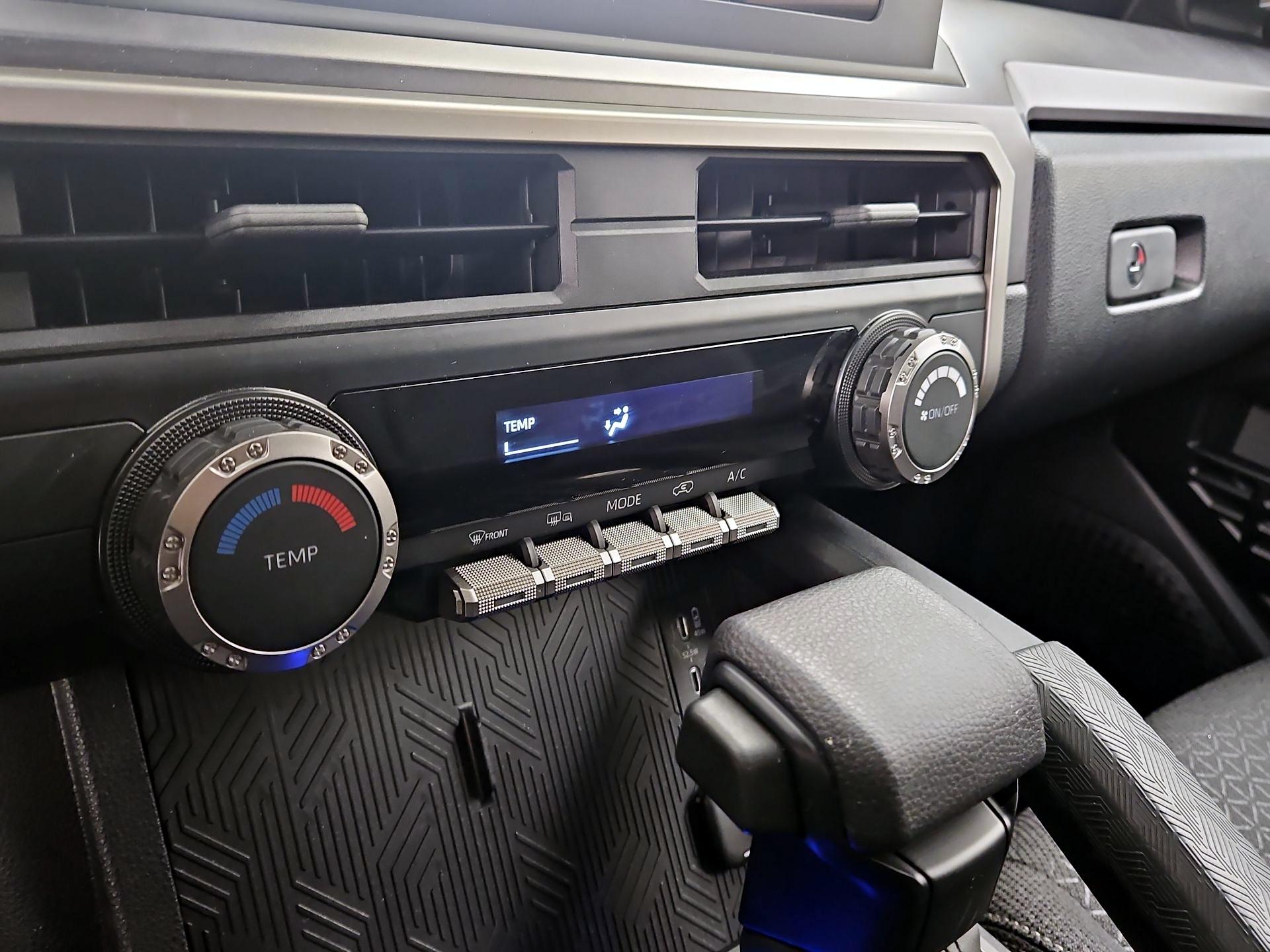 Thumbnail: 2025 Toyota 4Runner - 16