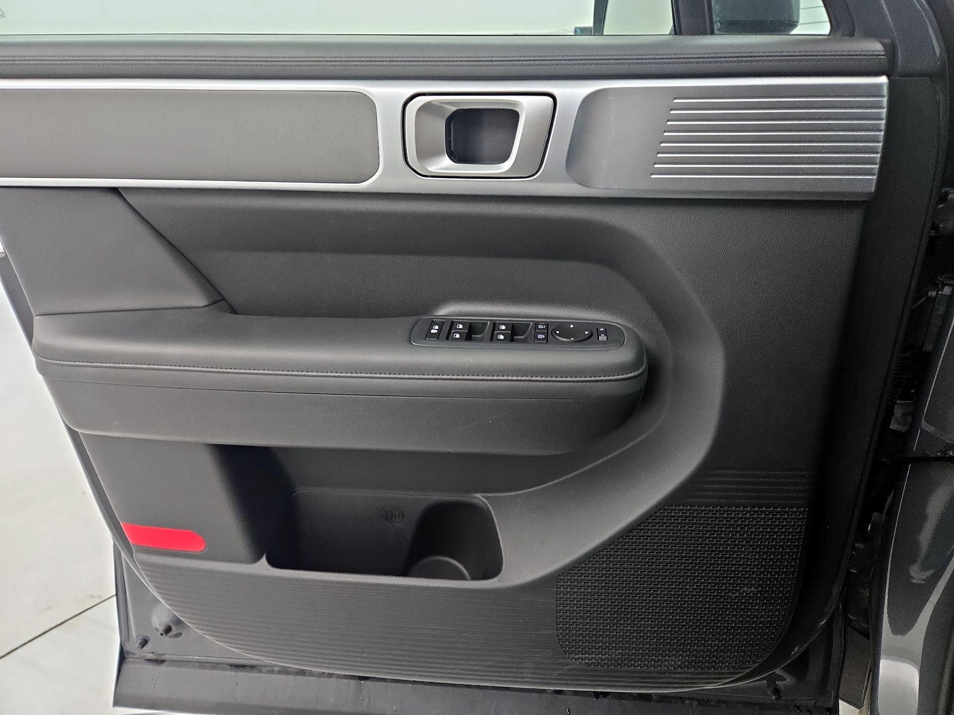 Thumbnail: 2025 Hyundai Santa Fe - 10