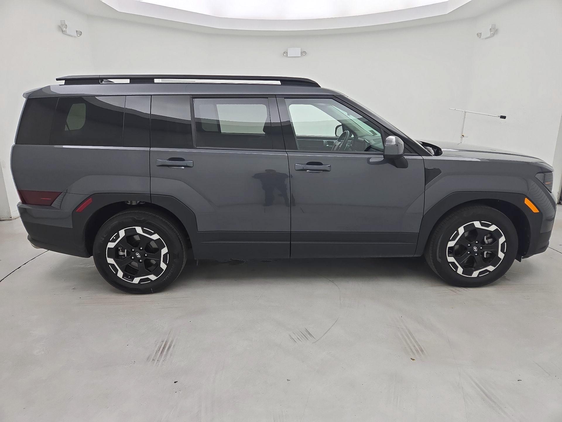 Thumbnail: 2025 Hyundai Santa Fe - 4