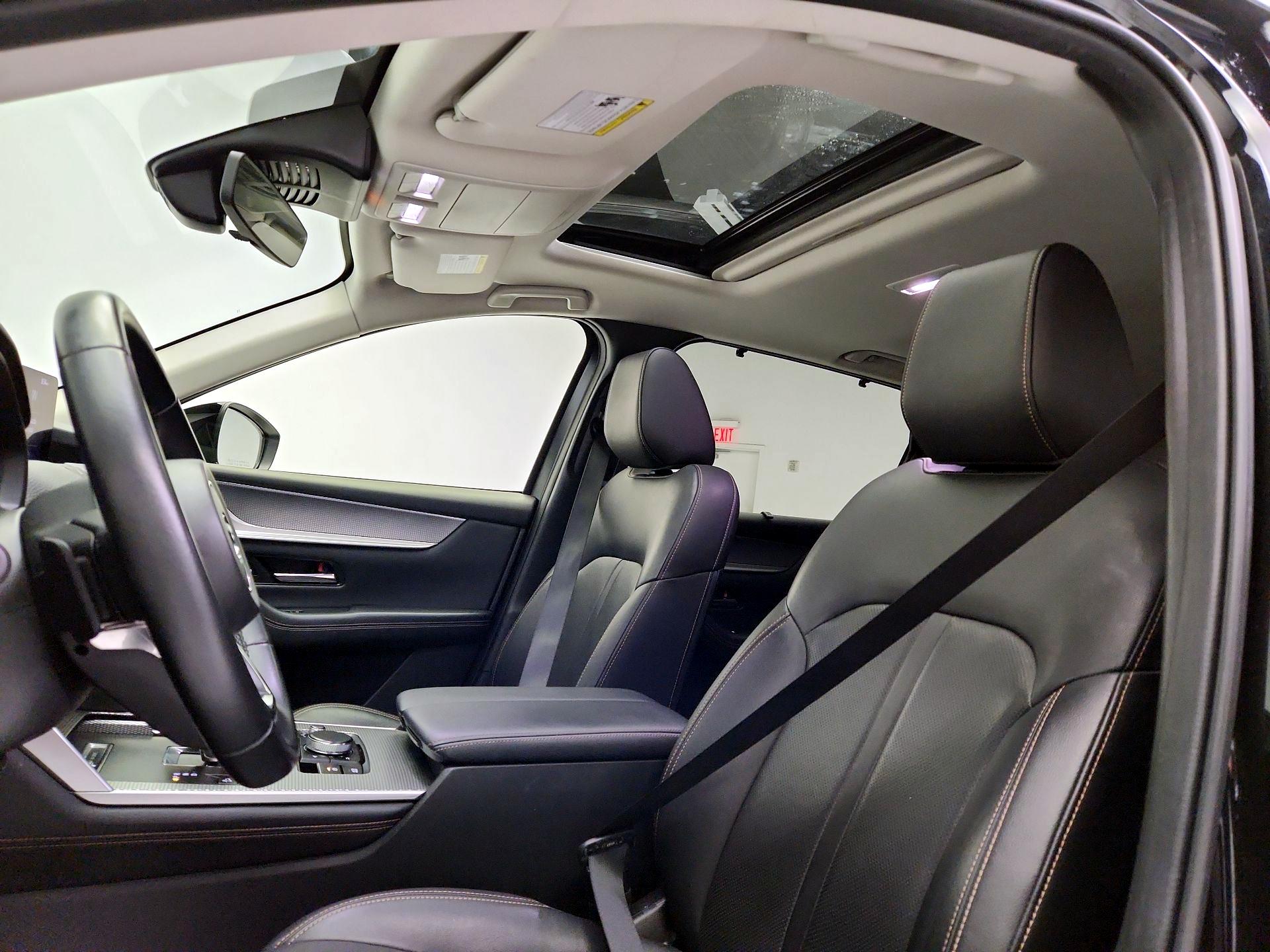 Thumbnail: 2025 Mazda CX-70 - 20