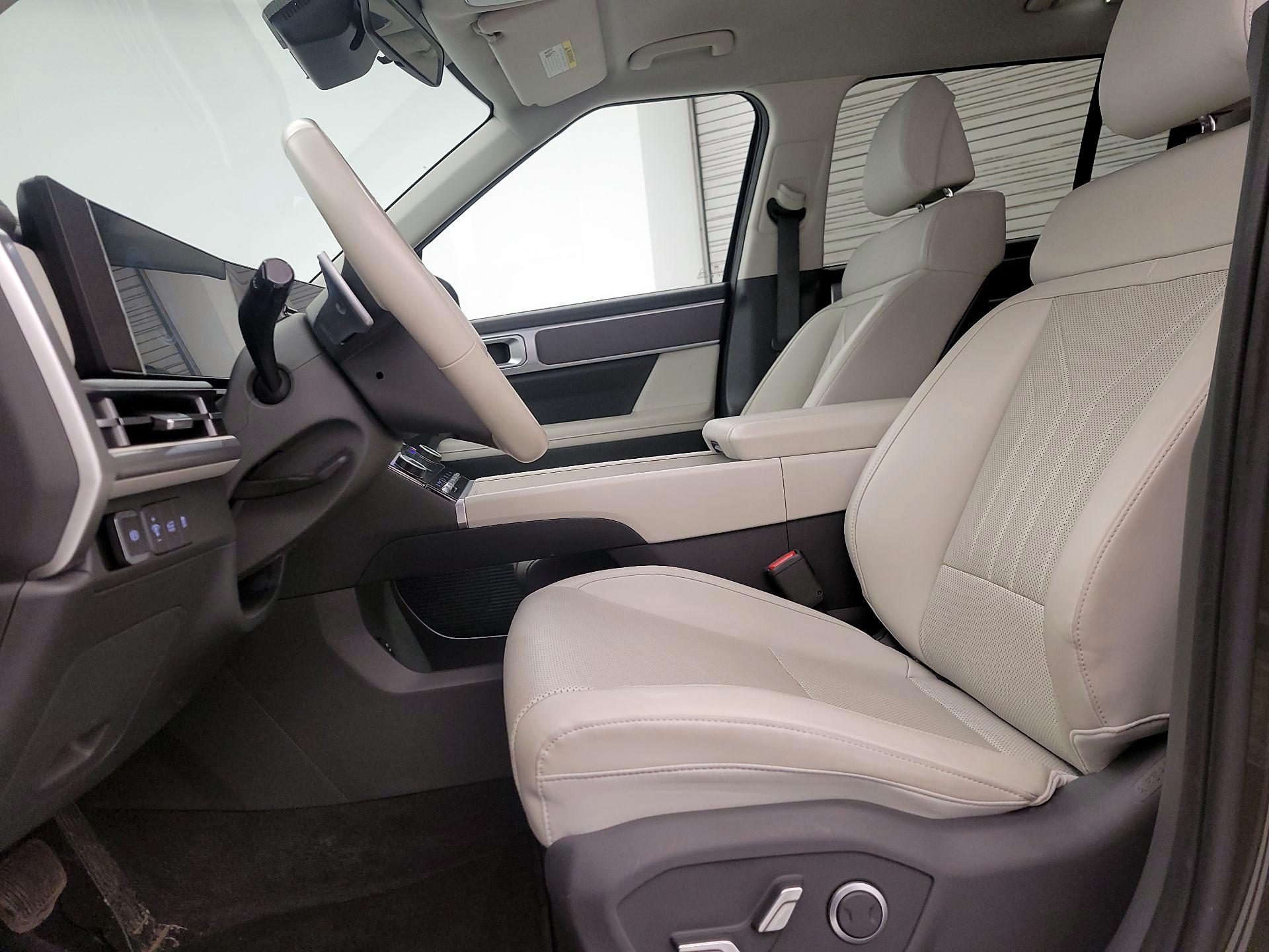 Thumbnail: 2025 Hyundai Santa Fe - 11