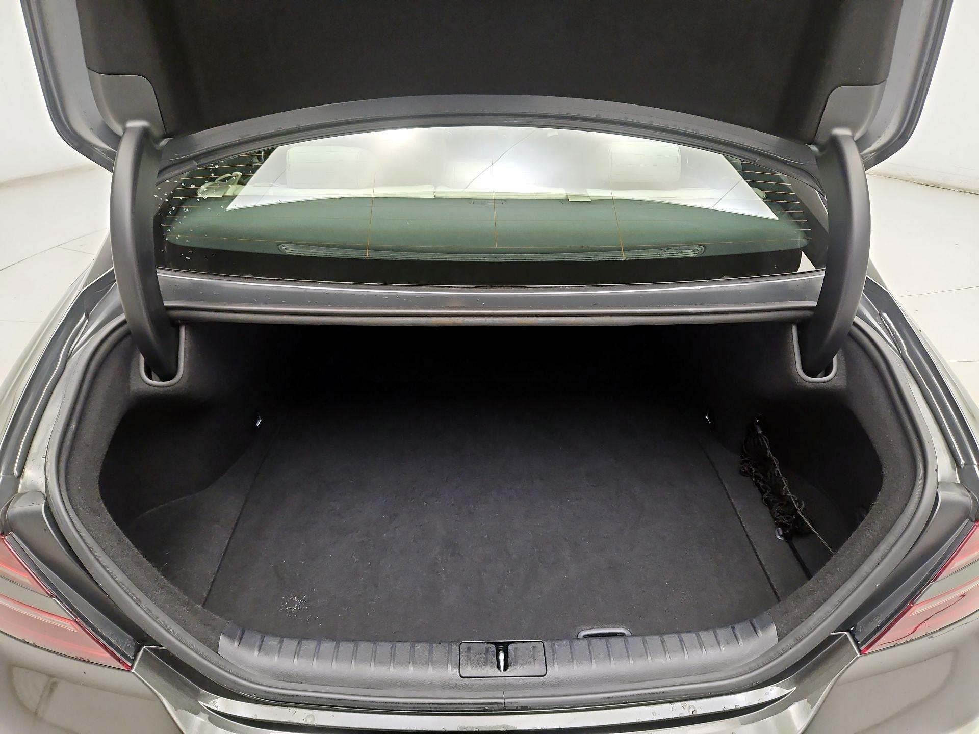 Thumbnail: 2025 Genesis G70 - 19