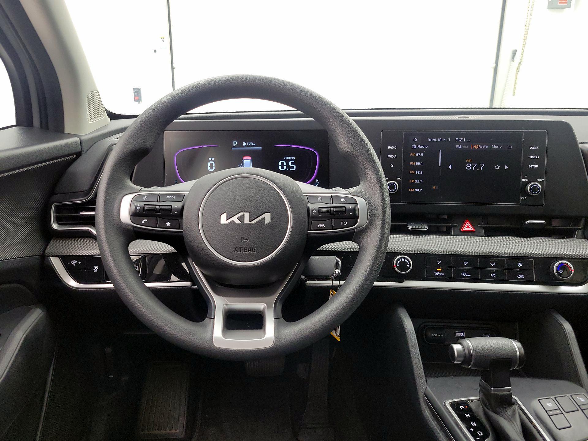 Thumbnail: 2025 Kia Sportage - 10