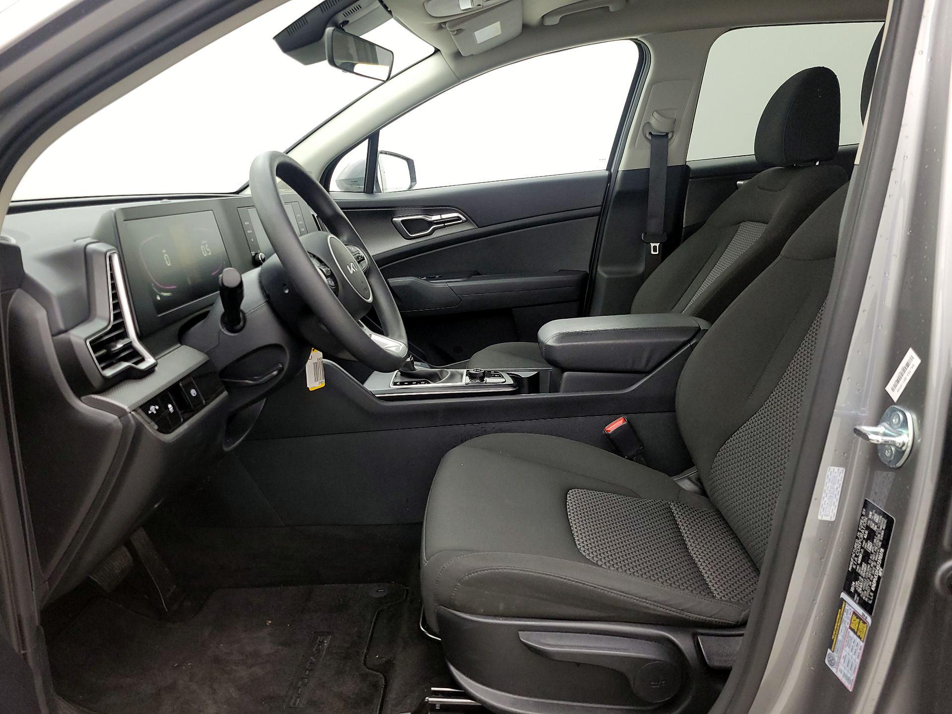 Thumbnail: 2025 Kia Sportage - 11