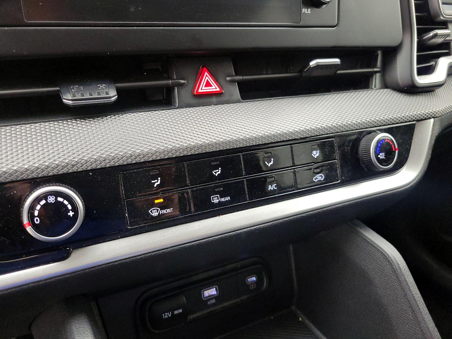 Thumbnail: 2025 Kia Sportage - 15