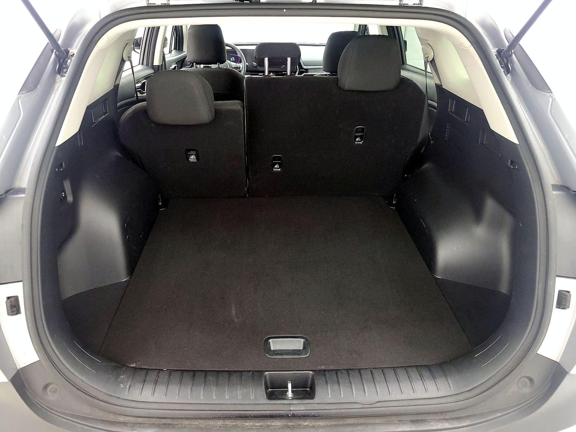 Thumbnail: 2025 Kia Sportage - 18