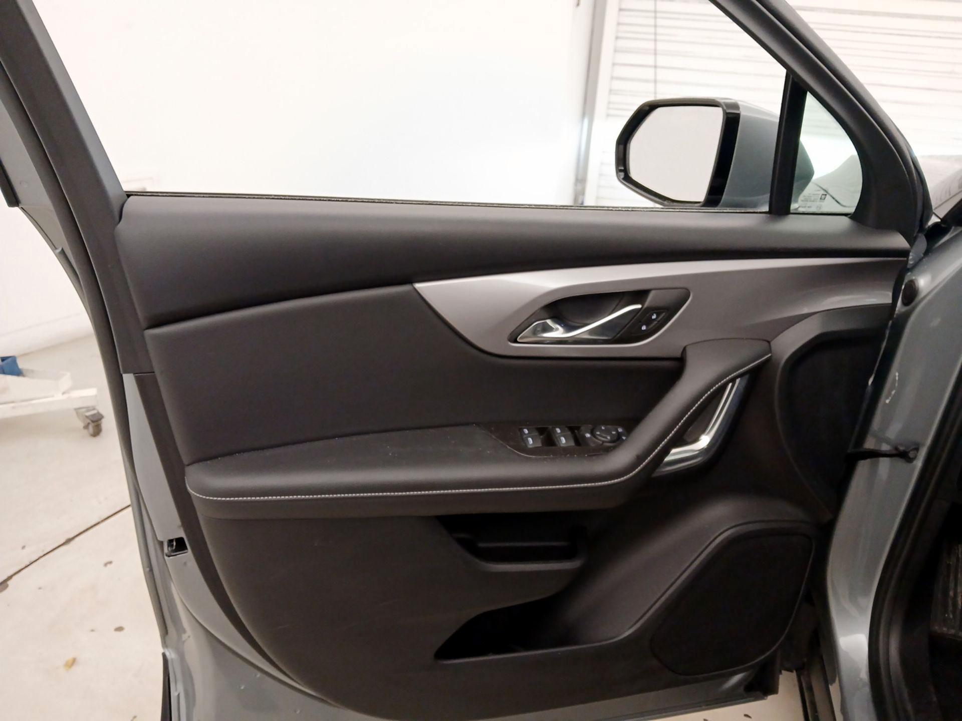 Thumbnail: 2025 Chevrolet Blazer - 12