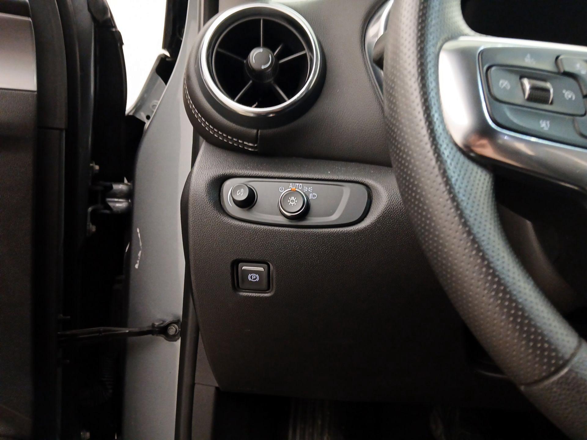 Thumbnail: 2025 Chevrolet Blazer - 13