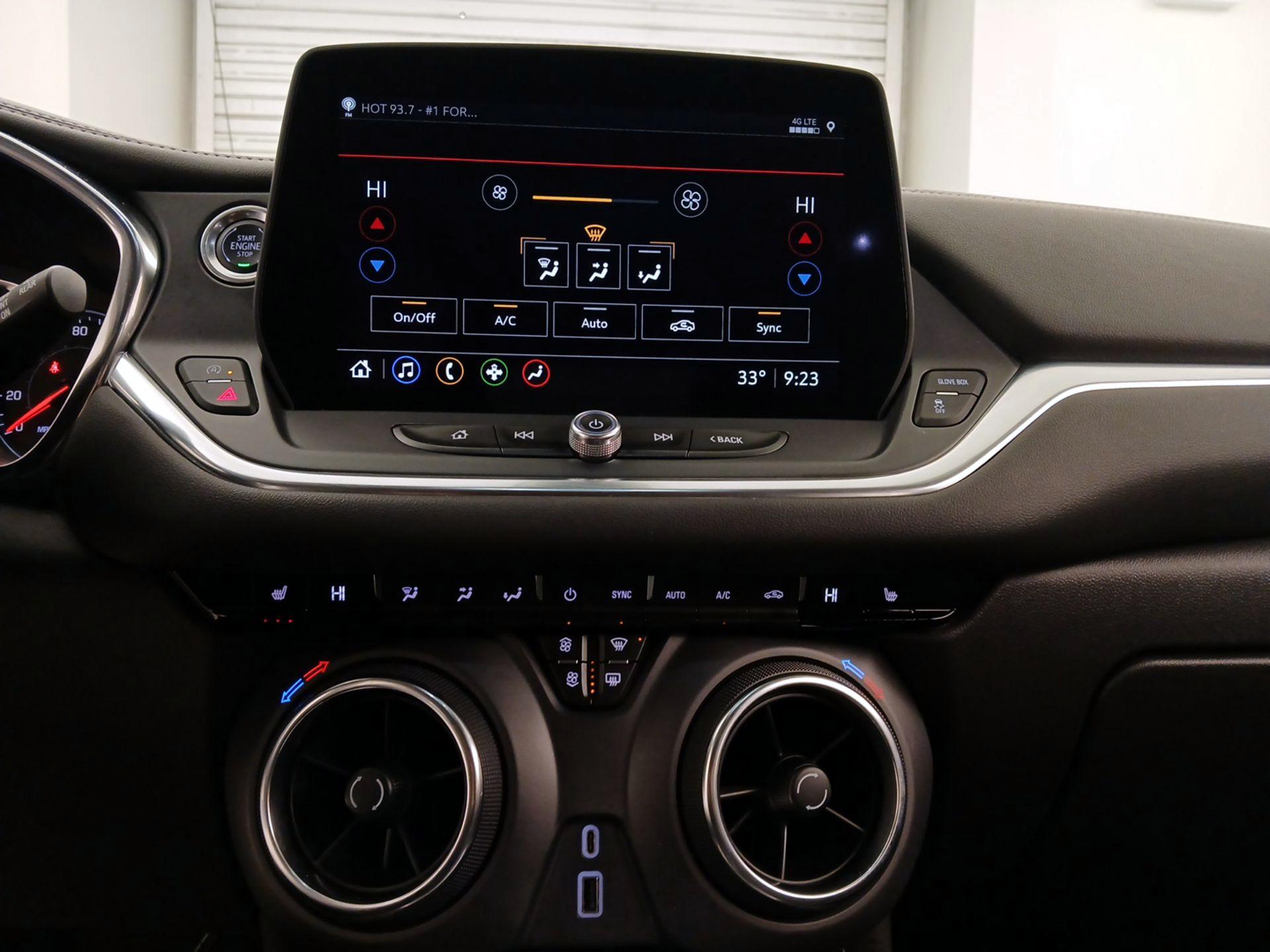 Thumbnail: 2025 Chevrolet Blazer - 16