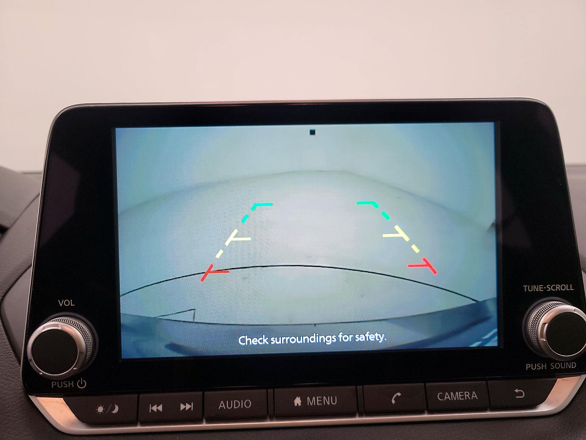 Thumbnail: 2025 Nissan Sentra - 14