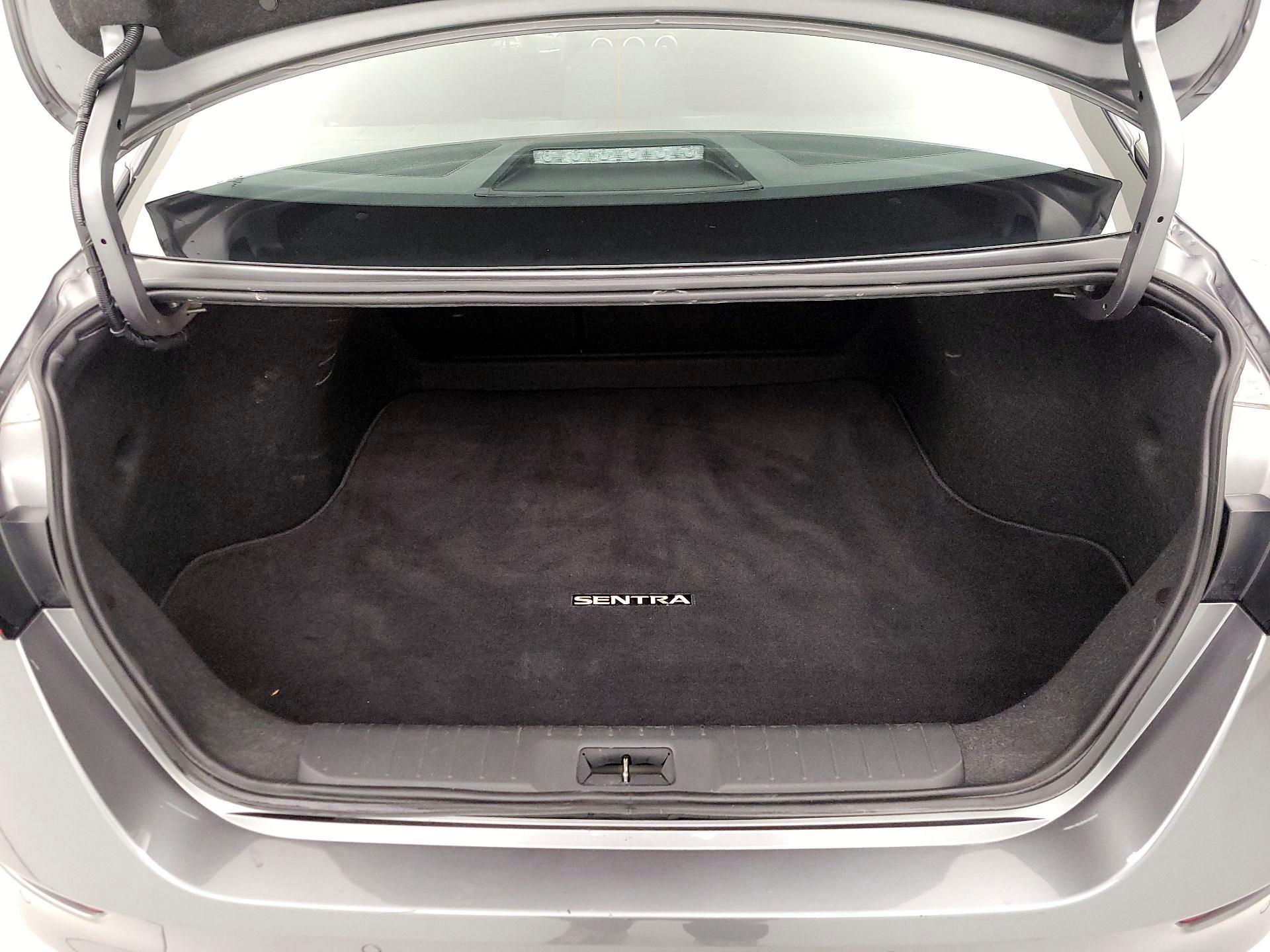 Thumbnail: 2025 Nissan Sentra - 20