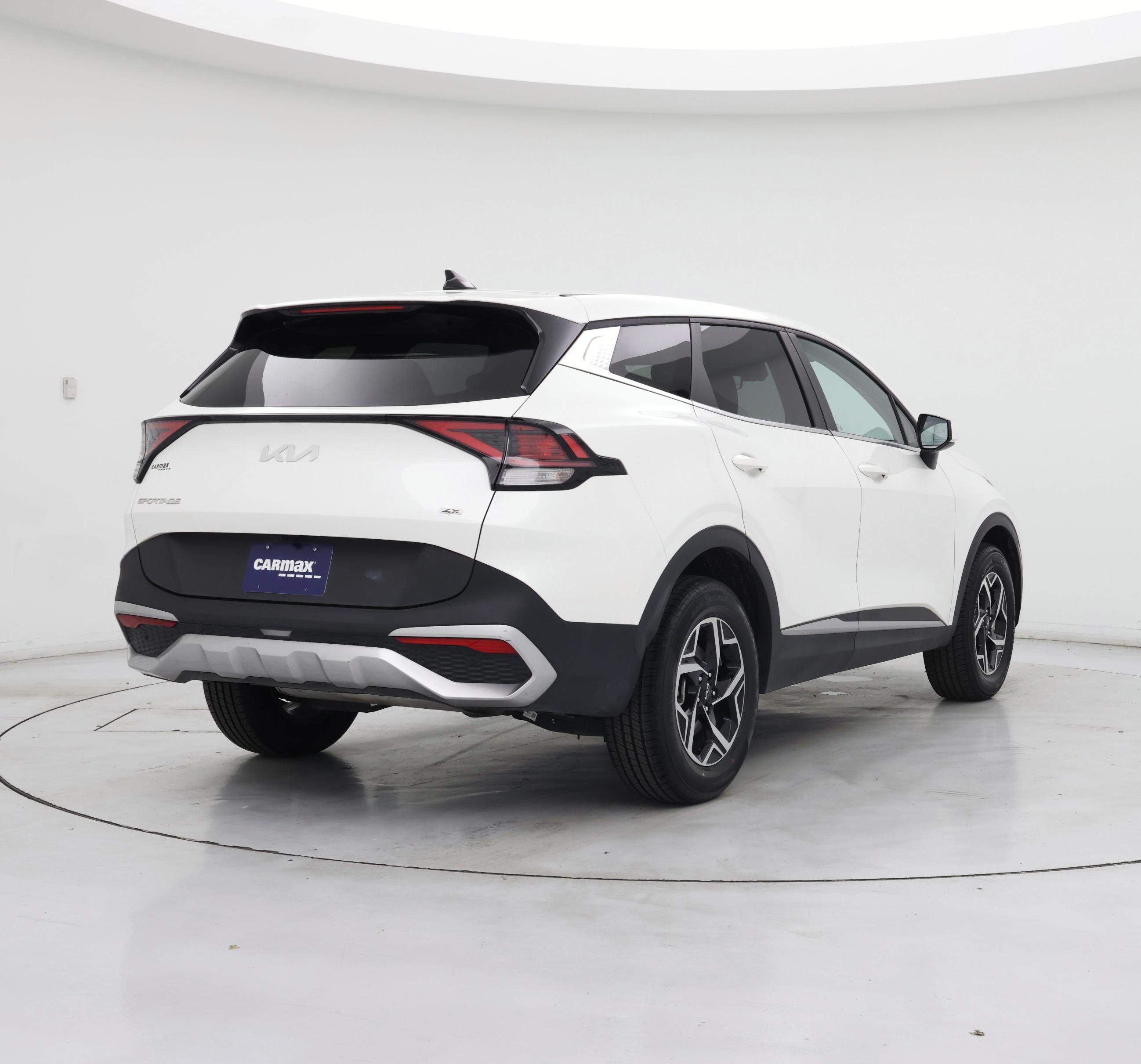 Thumbnail: 2025 Kia Sportage - 8