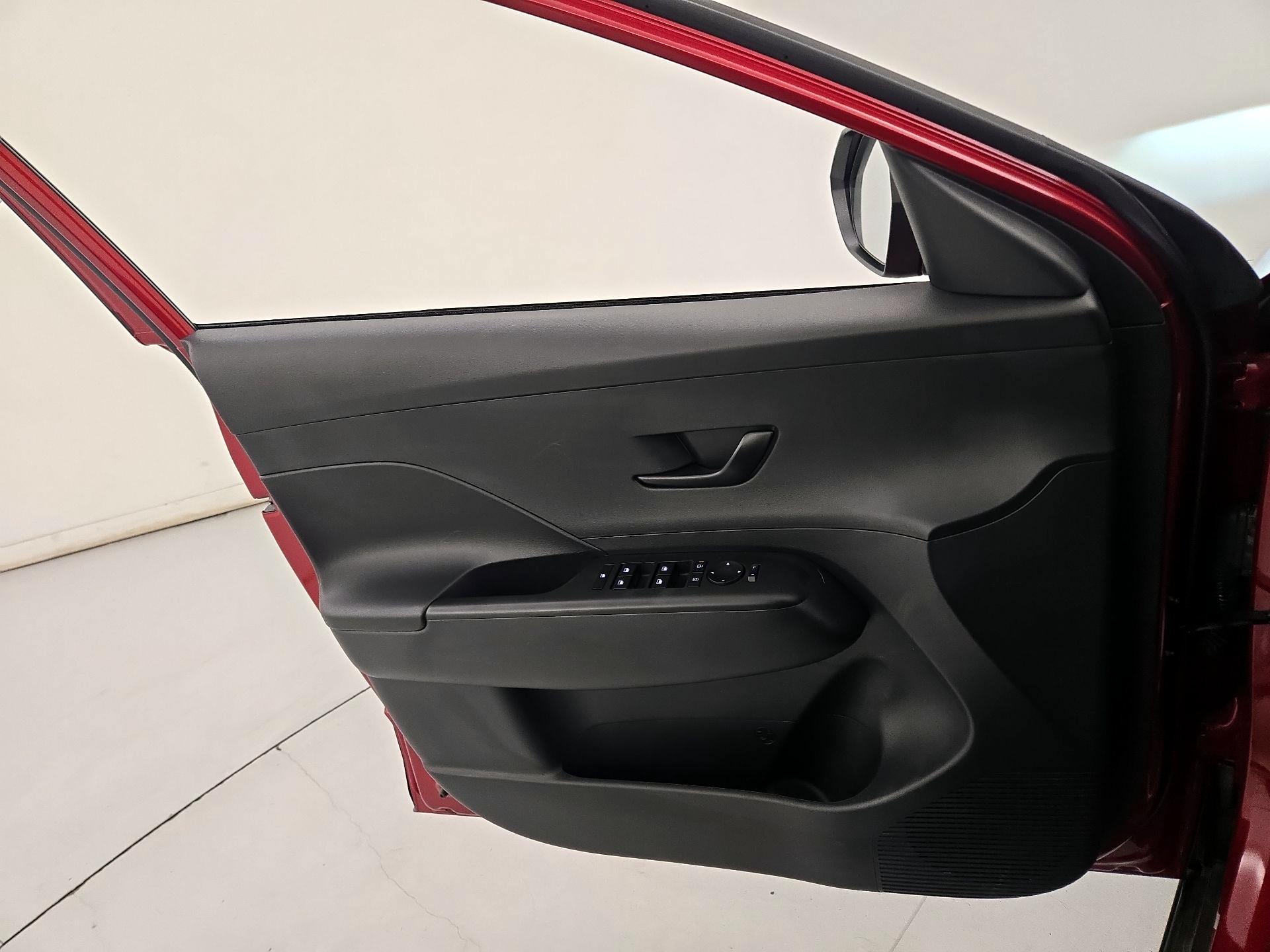 Thumbnail: 2025 Hyundai Kona - 12