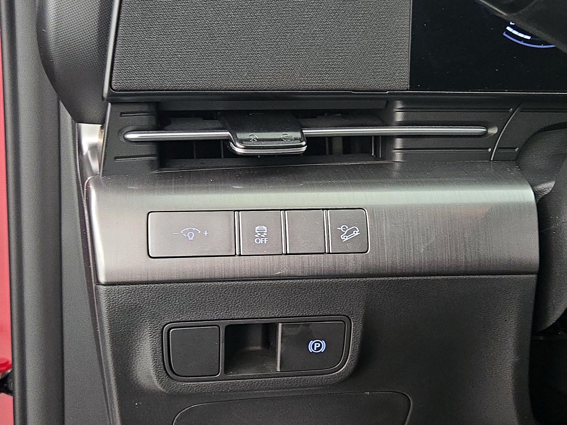 Thumbnail: 2025 Hyundai Kona - 13