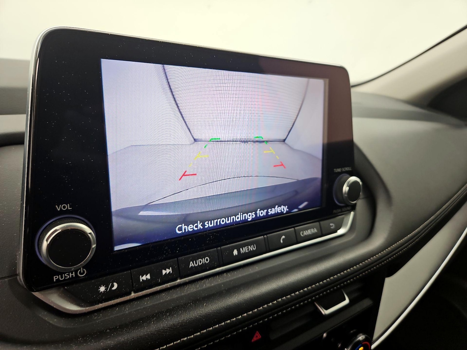 2025 Nissan Rogue SV - Photo 15