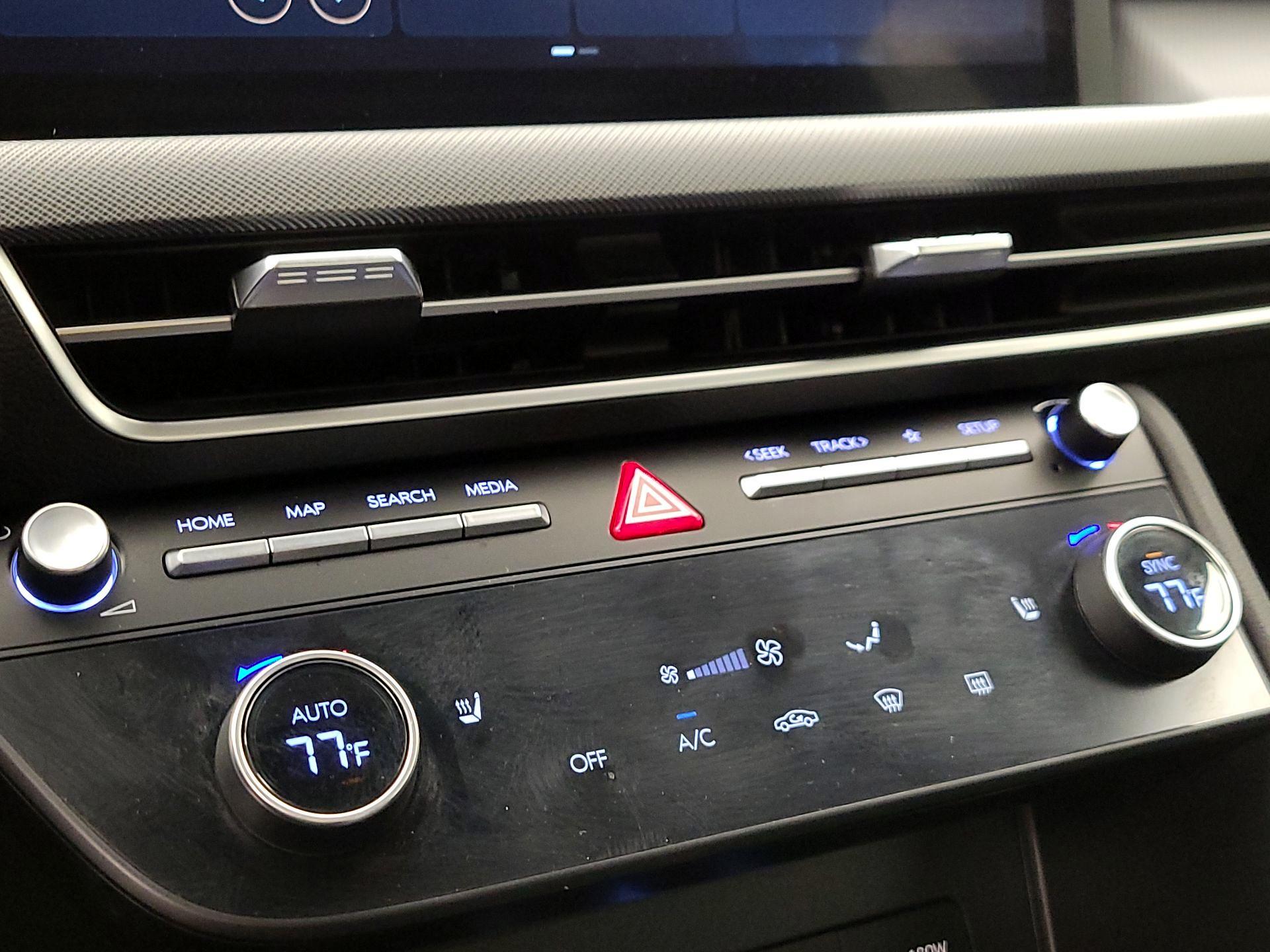 Thumbnail: 2025 Hyundai Sonata - 16