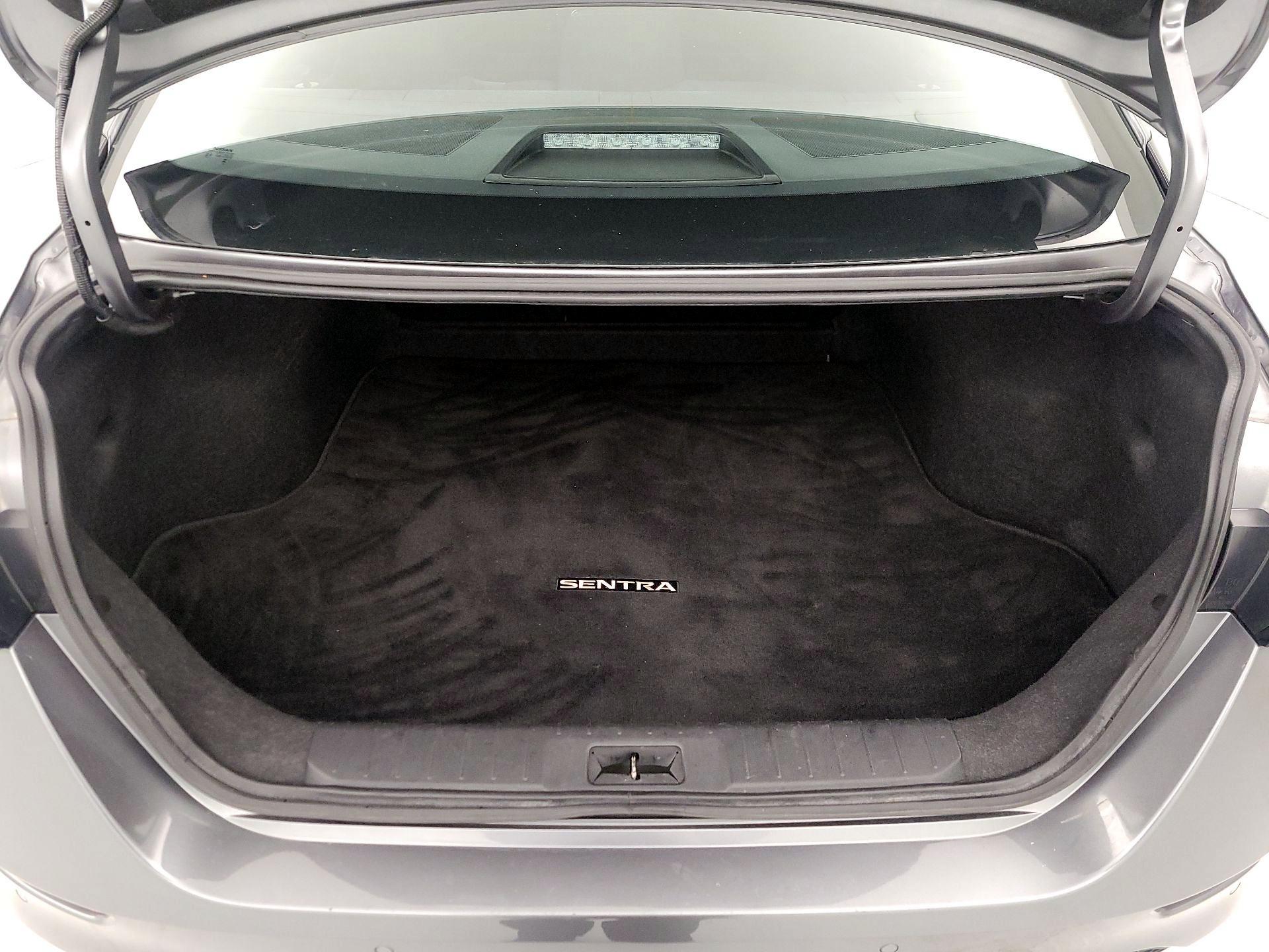 Thumbnail: 2025 Nissan Sentra - 20