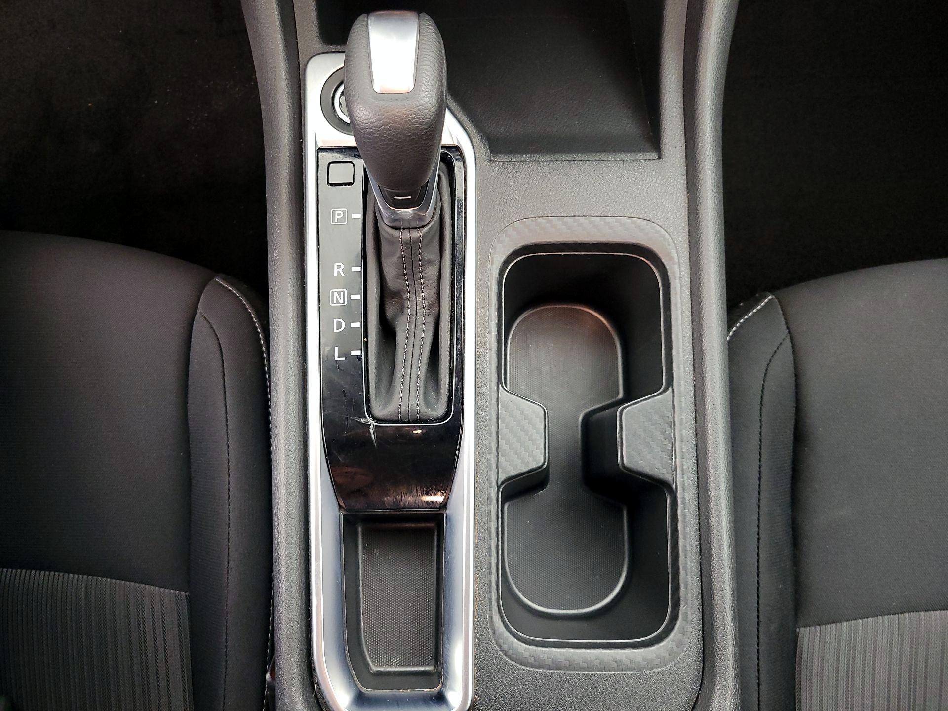 Thumbnail: 2025 Nissan Sentra - 17