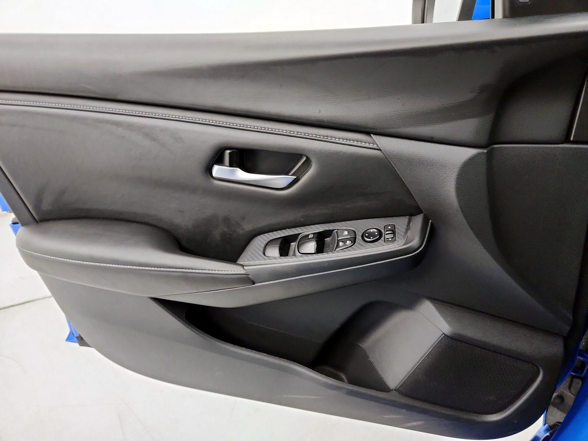 Thumbnail: 2025 Nissan Sentra - 12