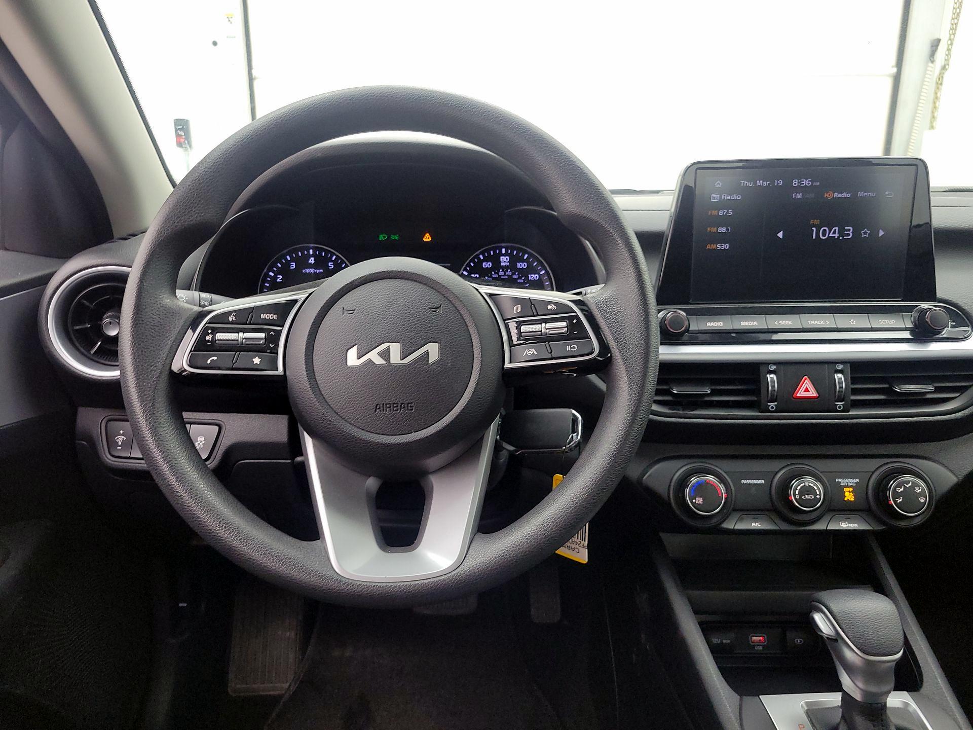 Thumbnail: 2024 Kia Forte - 10